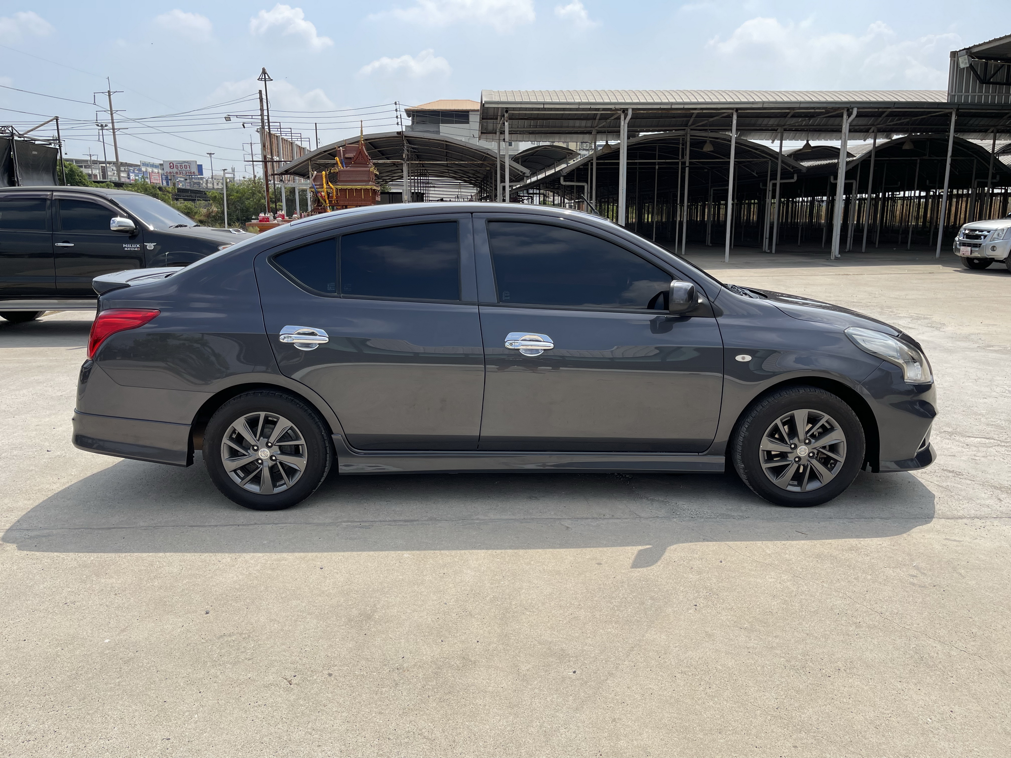 Nissan Almera 1.2 E Sportech At 2018 เทา