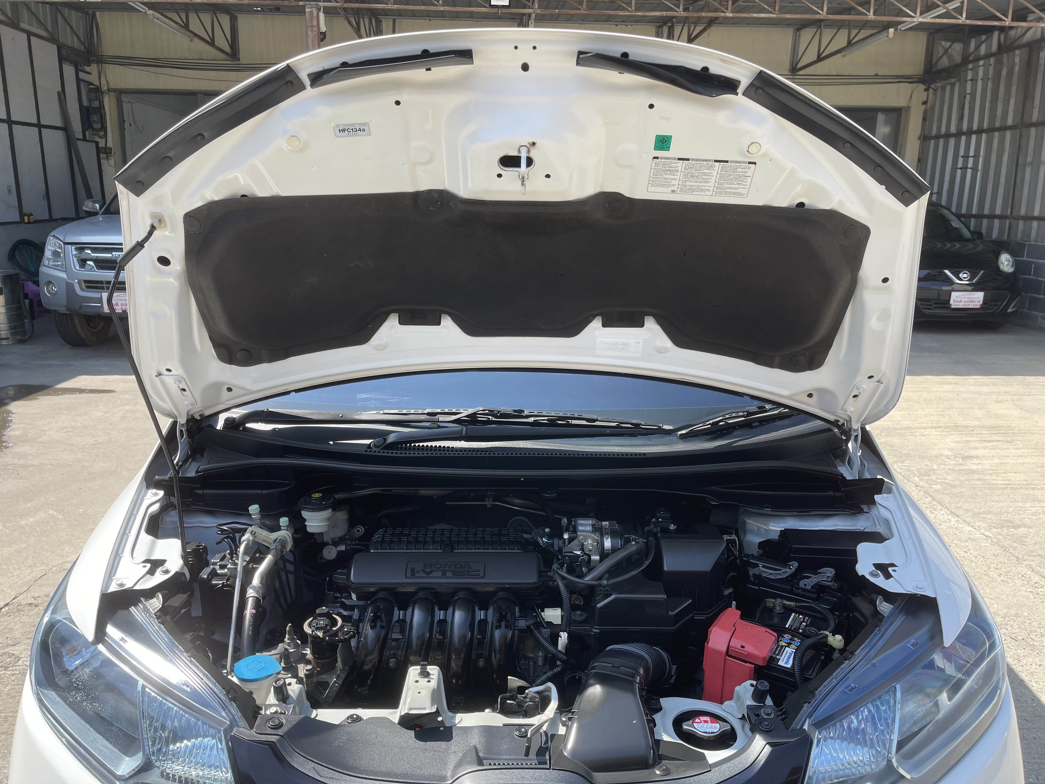 Honda Jazz 1.5 SV At 2016 ขาว