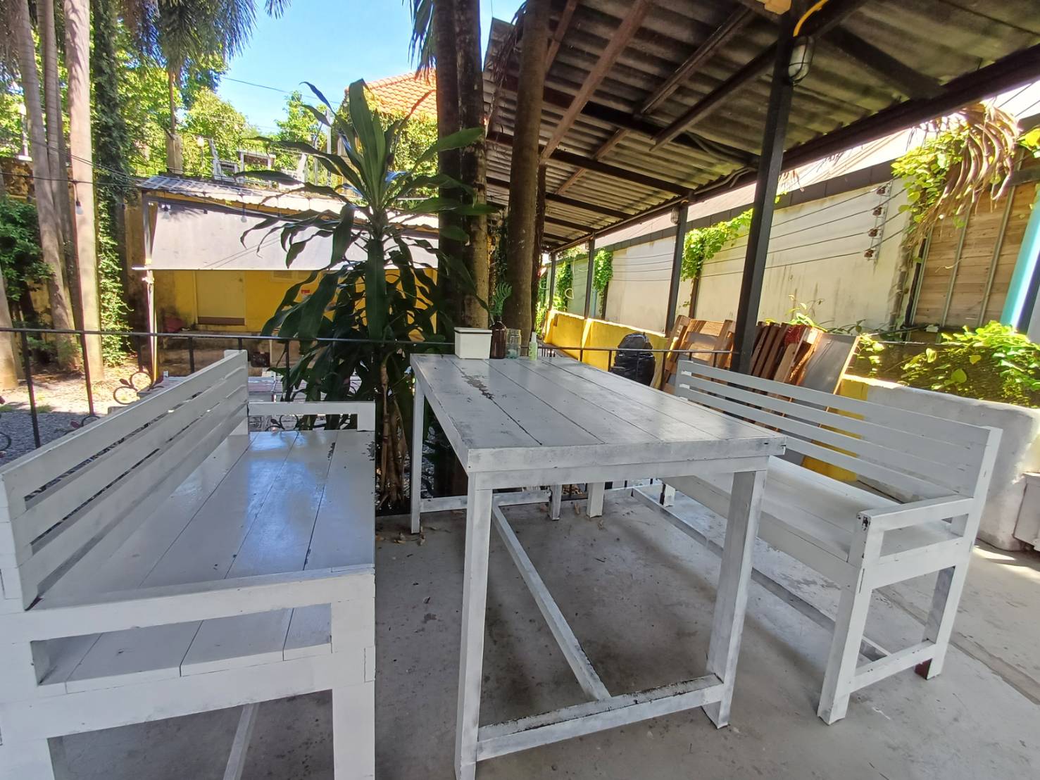 For Rent : Talat Yai, Bar&Restaurant, 2 Rooms 3 Batrooms