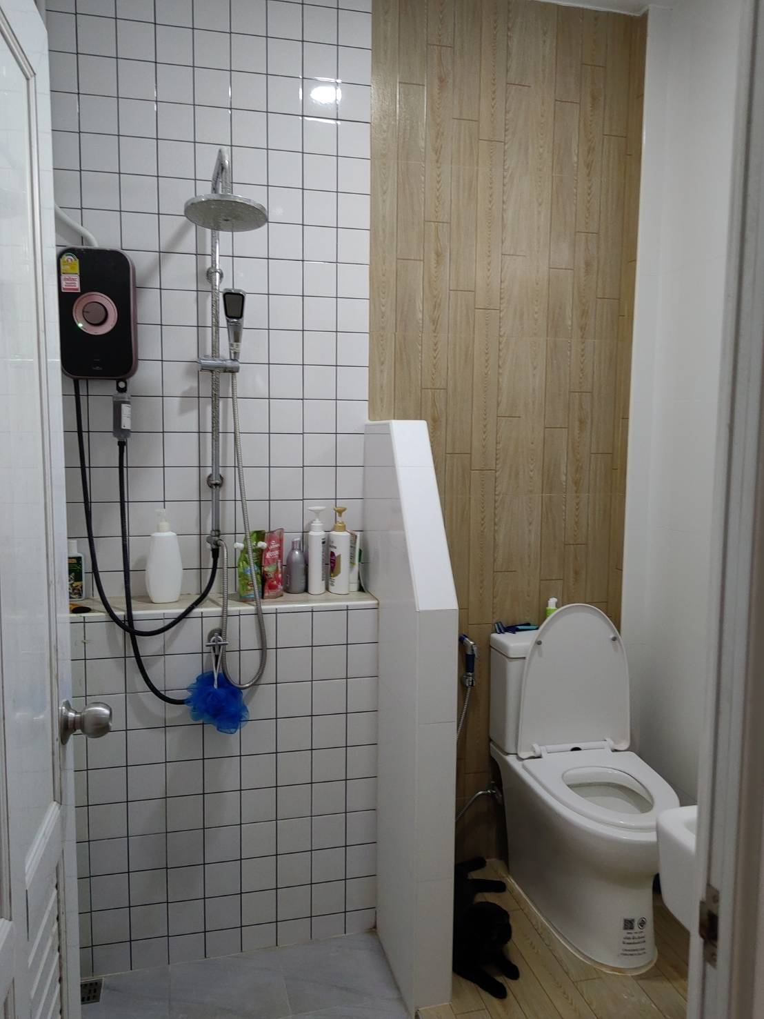 For Rent : Chalong, One-Storey Townhouse, 2 Bedrooms 1 Bathrooms