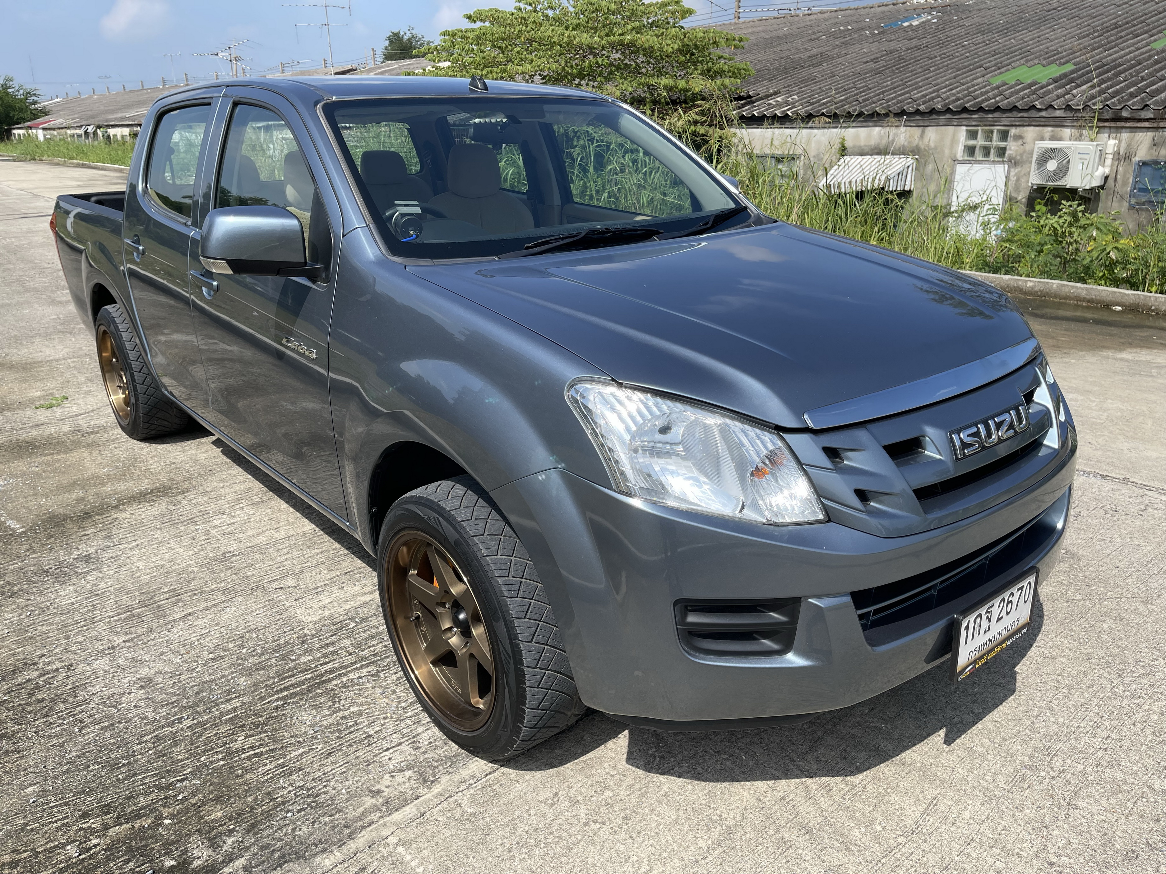 Isuzu Dmax All New 4ประตู 2.5 L 2012 เทา