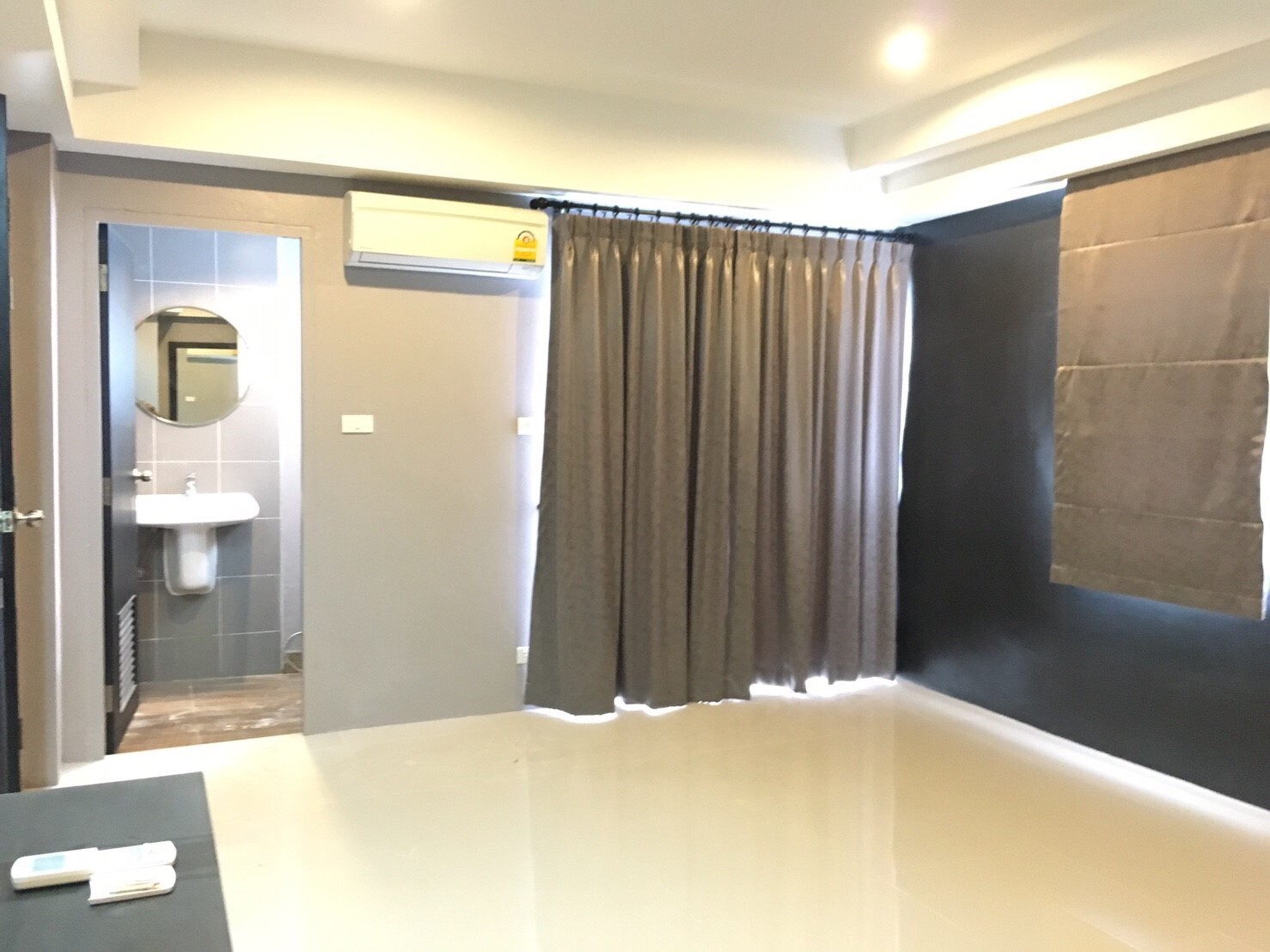 For Rent : Patong Condotel 1 bed room 4floor. Patong View size 56 SQM.