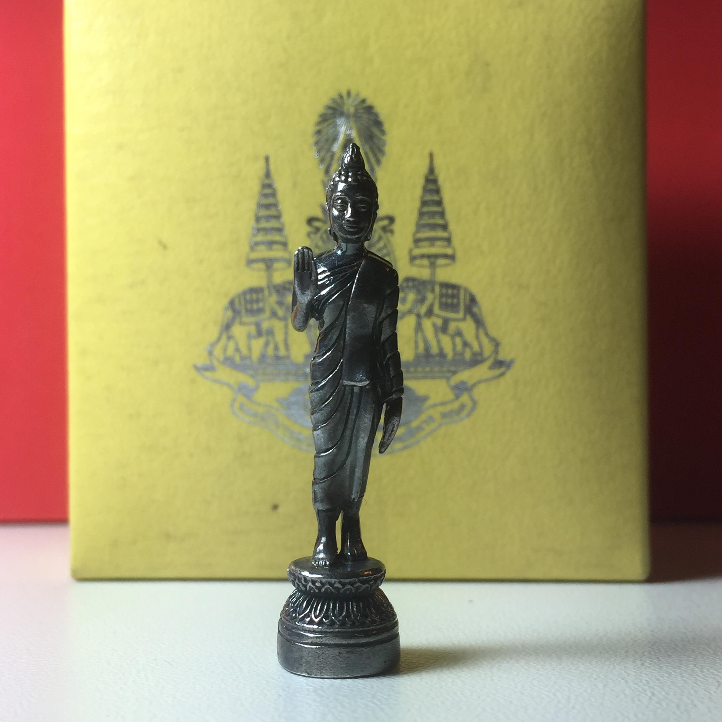 พระพุทธอภัยมงคลสมังคี ลอยองค์เนื้อเงิน ตราสัญลักษณ์ครองราช50ปี