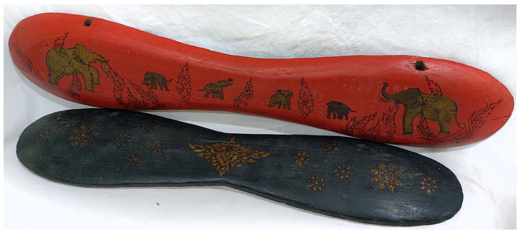 แผ่นไม้เก่าเขียนลาย 2ชิ้น