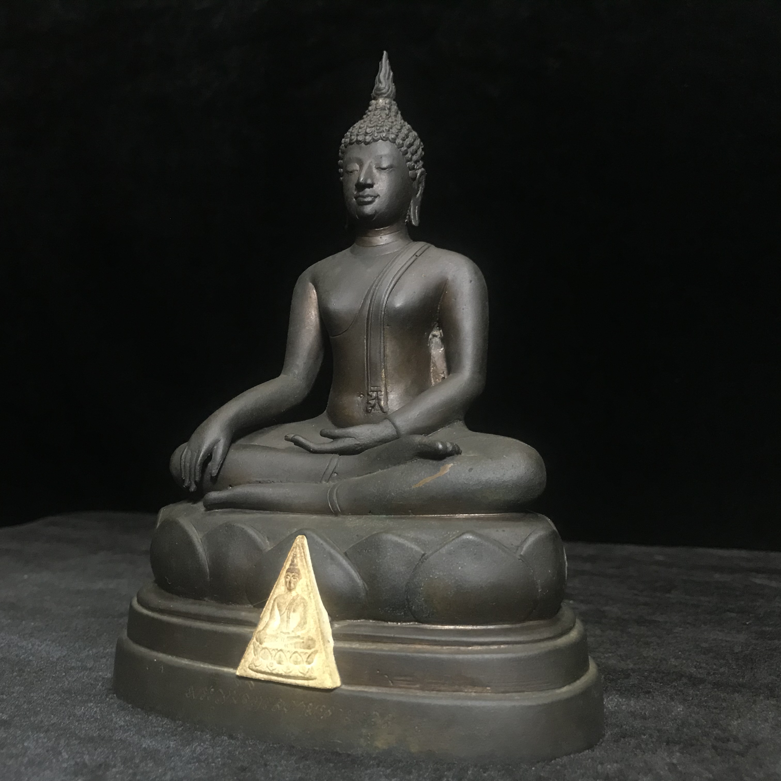 พระวุฒิจิตรลดามหามงคล ปี2542 หน้าตัก 3.5นิ้ว(อีก1ของดีที่หายาก)