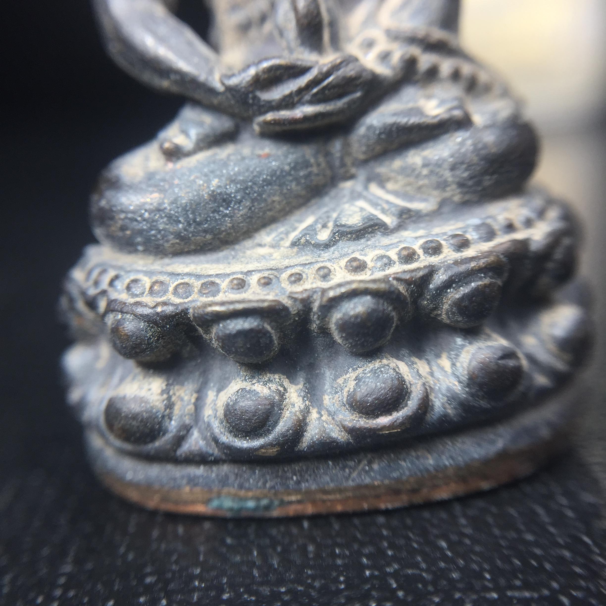 พระกริ่งชินบัญชรฉลองพระชันษา 100 ปี สมเด็จพระญาณสังวร วัดบวรนิเวศวิหาร ปี 2556 เนื้อนวโลหะผสมทองคำก้นทองแดง พิธีใหญ่ มวลสารเด่น นิยม(1 ใน 2556 องค์)พระกริ่งชินบัญชรฉลองพระชันษา 100 ปี สมเด็จพระญาณสังวร วัดบวรนิเวศวิหาร ปี 2556 เนื้อนวโลหะผสมทองคำก้นทองแดง