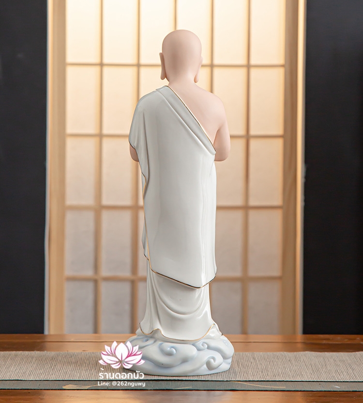 พระพุทธเจ้าและพระอัครสาวก พระมหากัสสปะและพระอานนท์ งานกระเบื้องฮกเกี้ยน สีขาวขลิบทอง