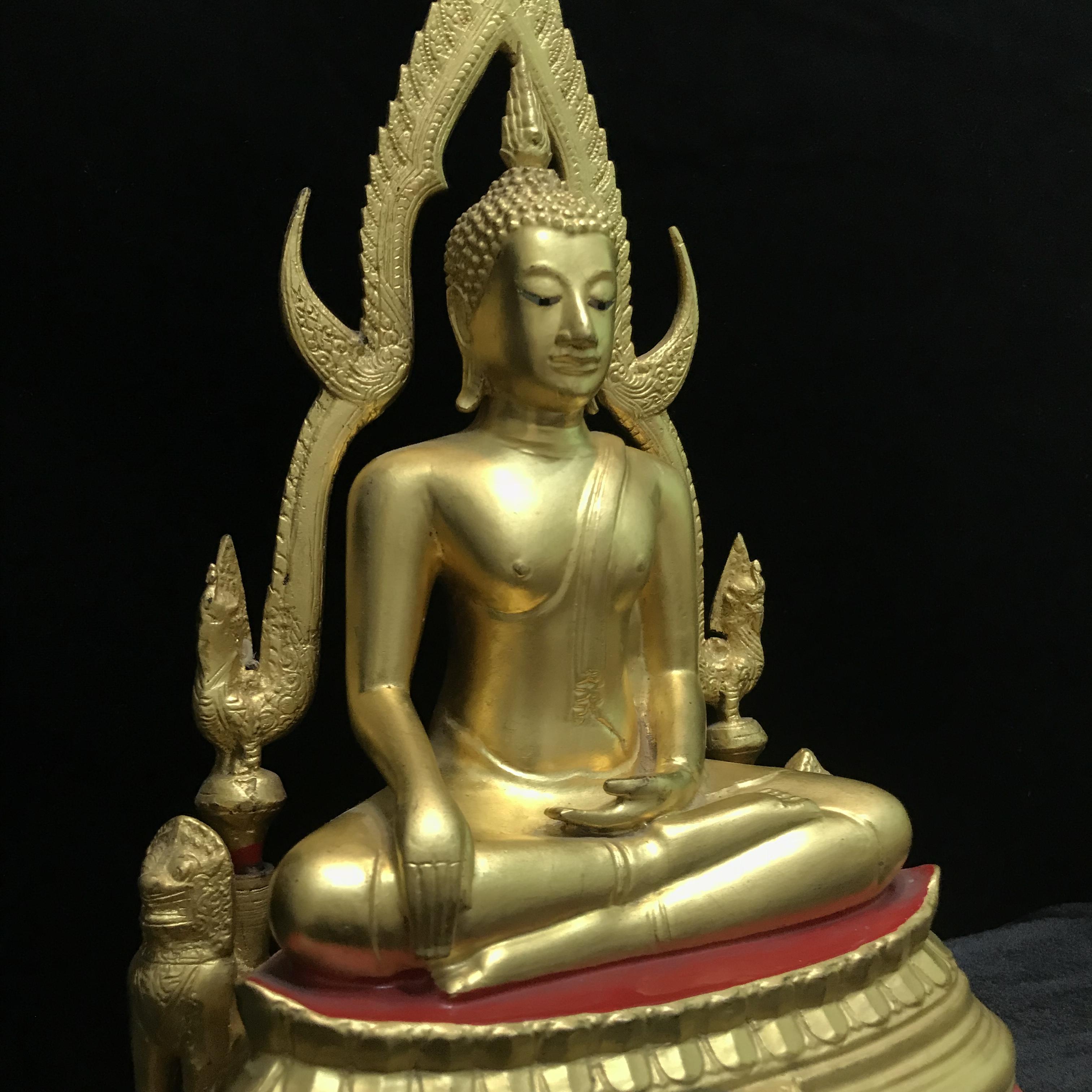 พระพุทธชินราช มวก วัดเบญจมบพิตร ปี 2519 หน้าตัก 5.9 นิ้ว หล่อดินไทย ปิดทองเดิม(ในหลวงรัชกาลที่9และราชินีเสด็จฯเททอง)