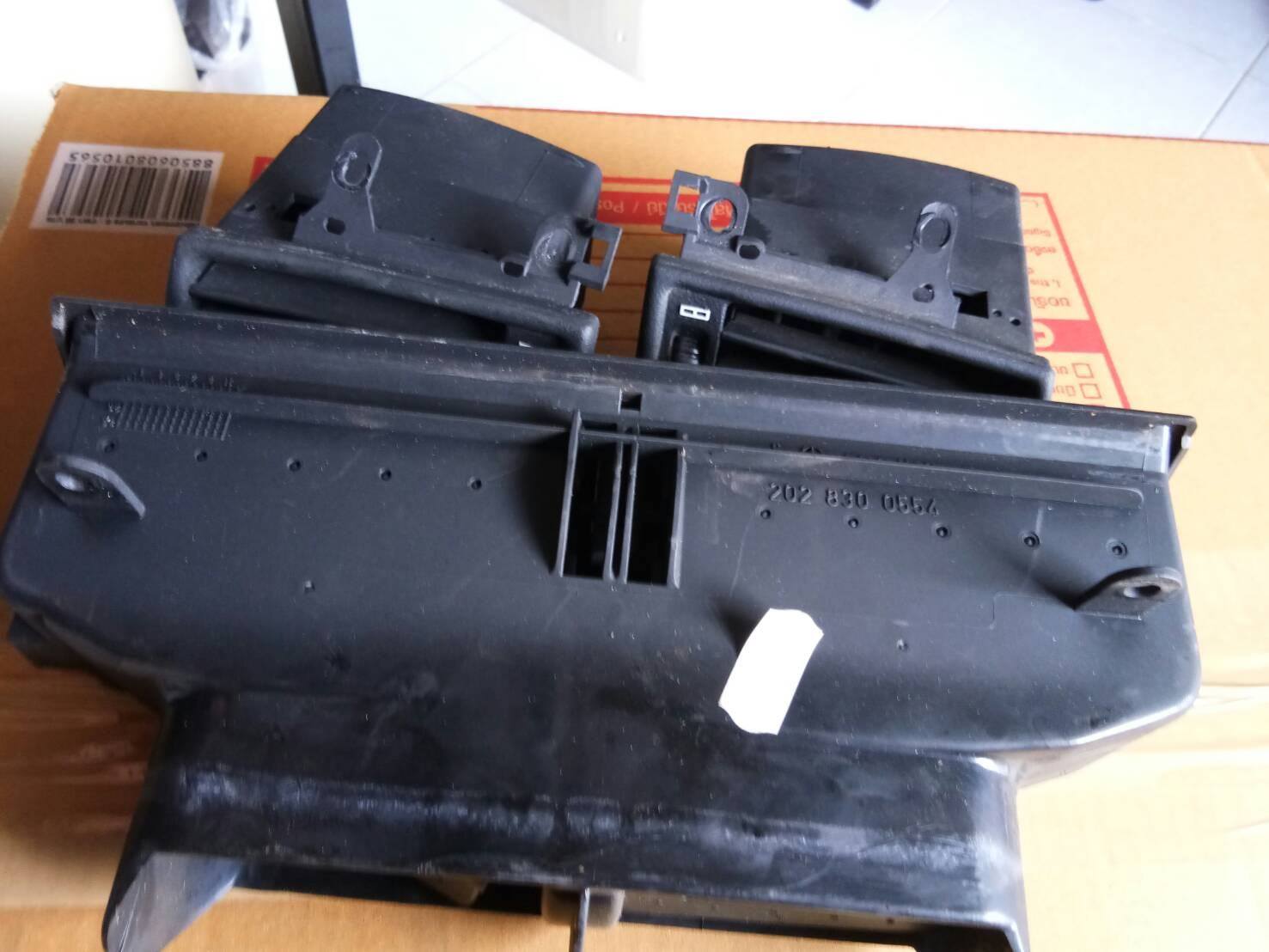 ช่องแอร์W202