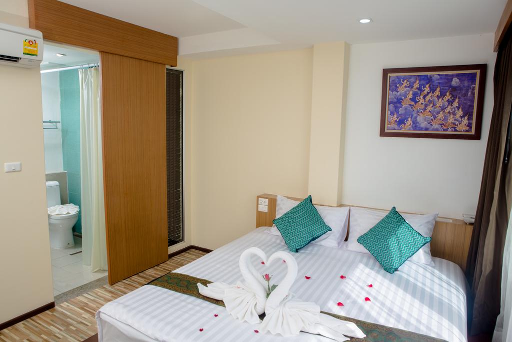 For Rent : Patong, The hotel near Jungceylon, 25 rooms
