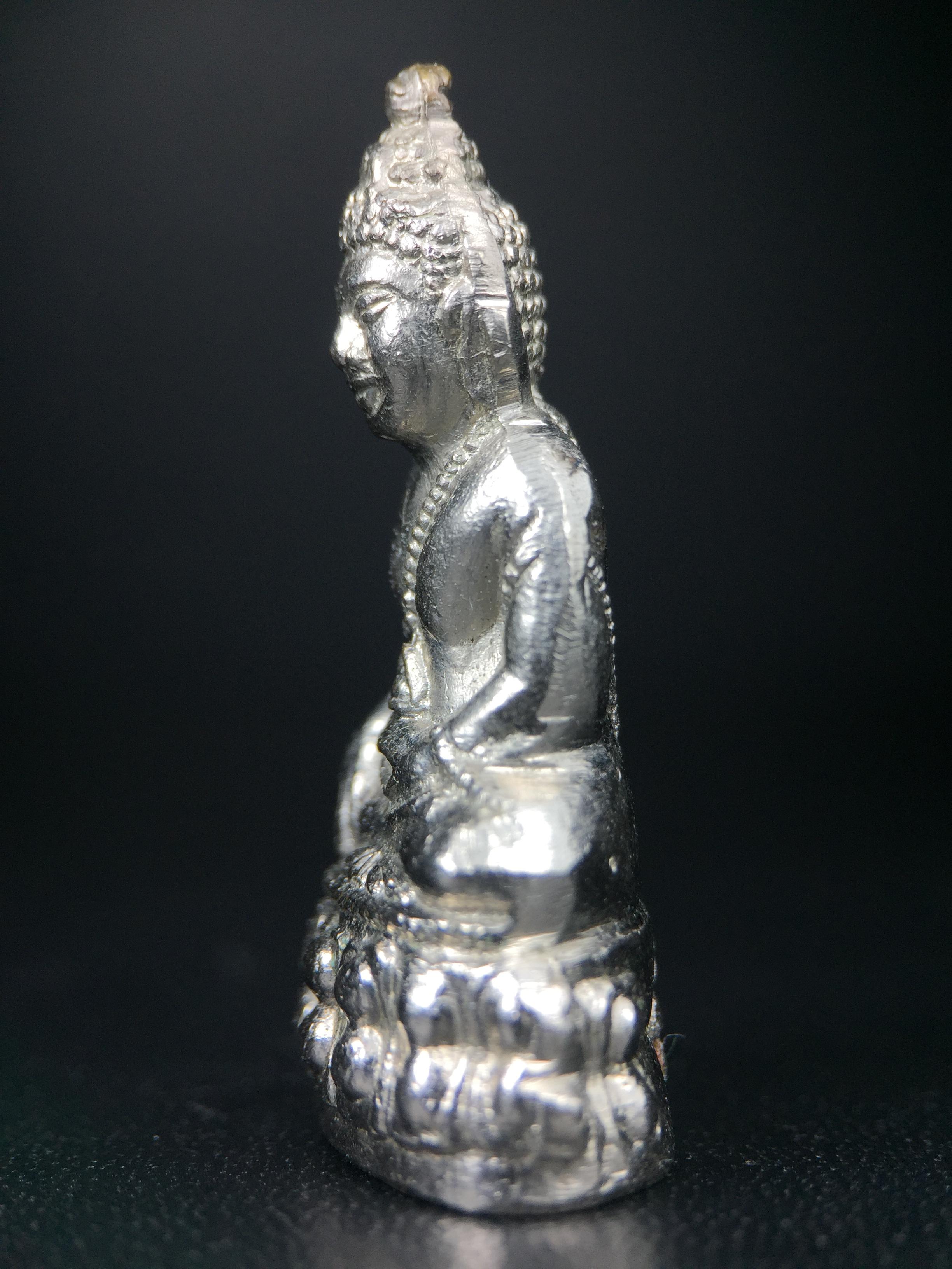 พระกริ่งโสฬส (มปร.) วัดราชประดิษฐ์ ปี 2515 เนื้อกะไหล่เงิน(กรรมการ)(กะไหล่เงินเดิมหายาก) เนื้อกะไหล่ทองเดิม สร้างน้อย หายาก หลวงปู่ทิม ปลุกเสก(ในหลวงรัชกาลที่9 เสด็จเททอง)พระดี พิธีใหญ่