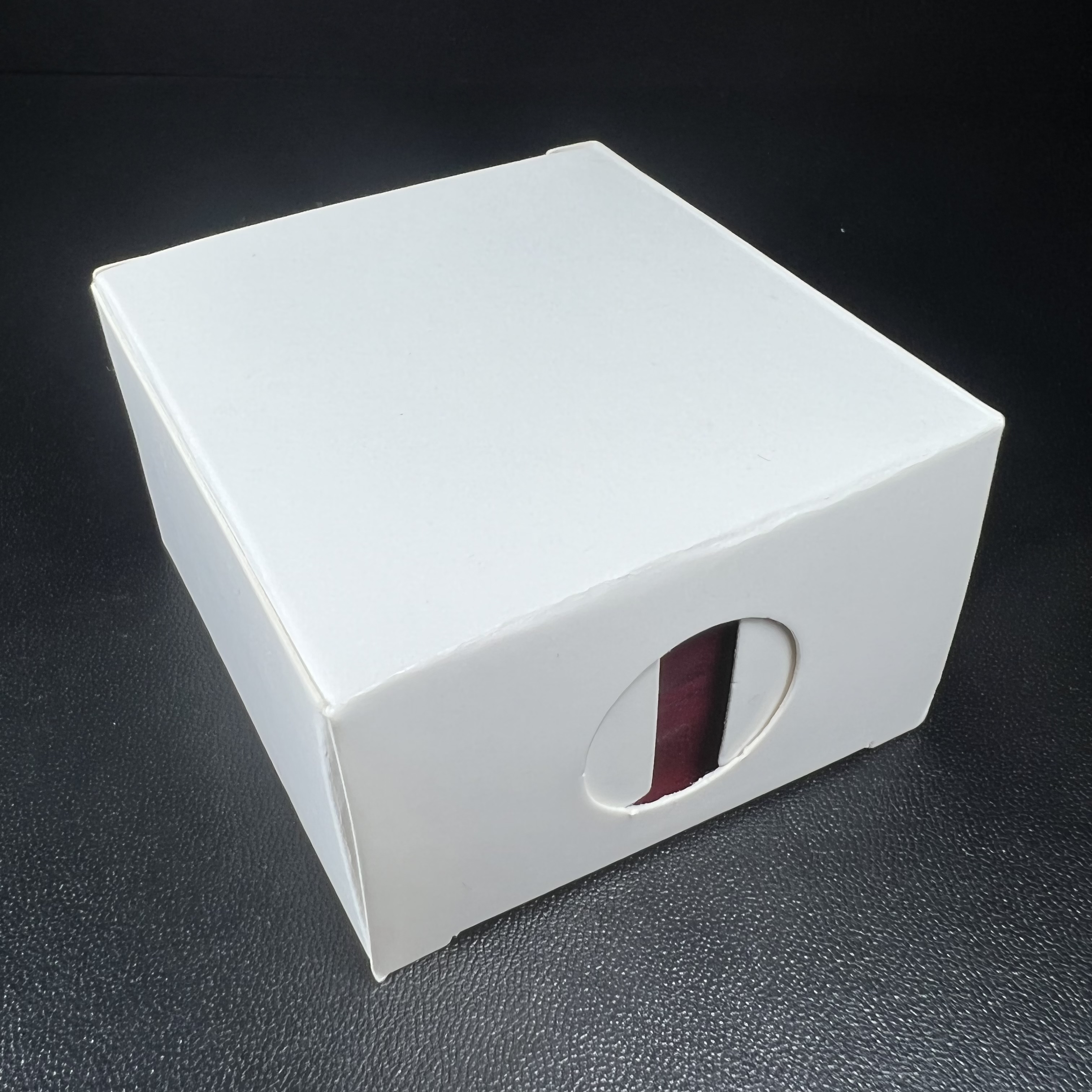 พระพุทธชินราช รุ่น ประวัติศาสตร์ มูลนิธิเพื่อตำรวจไทยจัดสร้าง ปี 2562 เนื้อทองคำขัดเงา พิมพ์ลอยองค์จิ๋ว(ขนาดสูง 1.5 ซม.) (สภาพ สวย ซีนซองเดิม กล่องบรรจุเดิมครบสมบูรณ์)