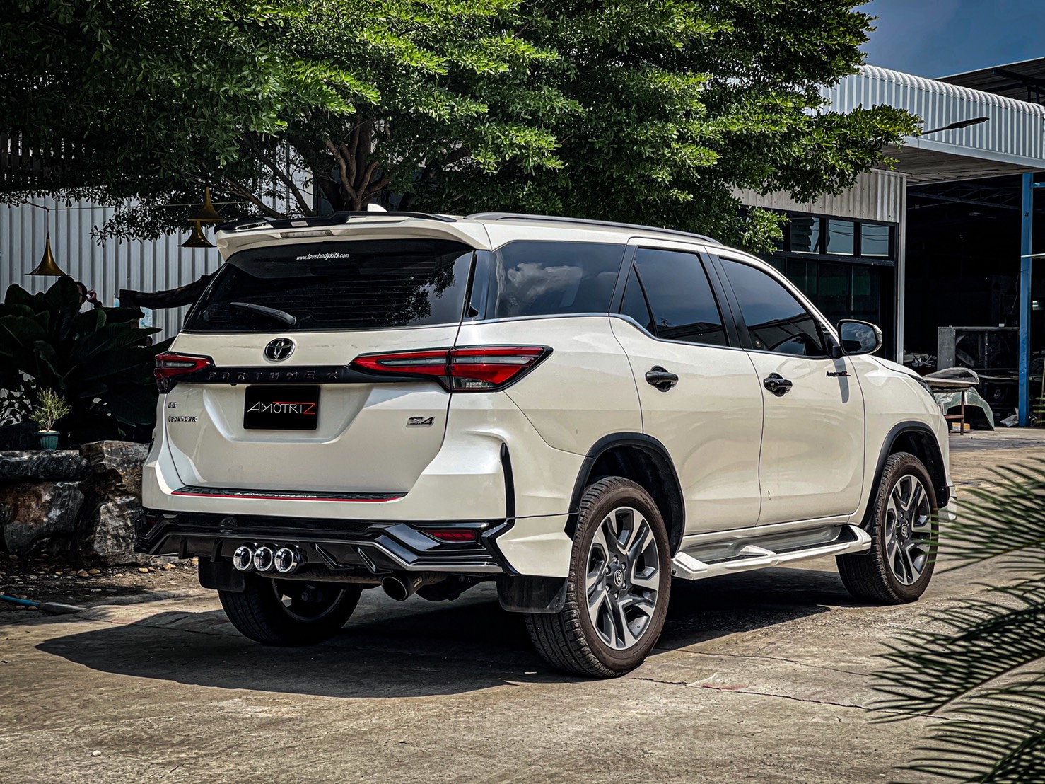 Toyota Fortuner Legender 2020 bodykits by Amotriz