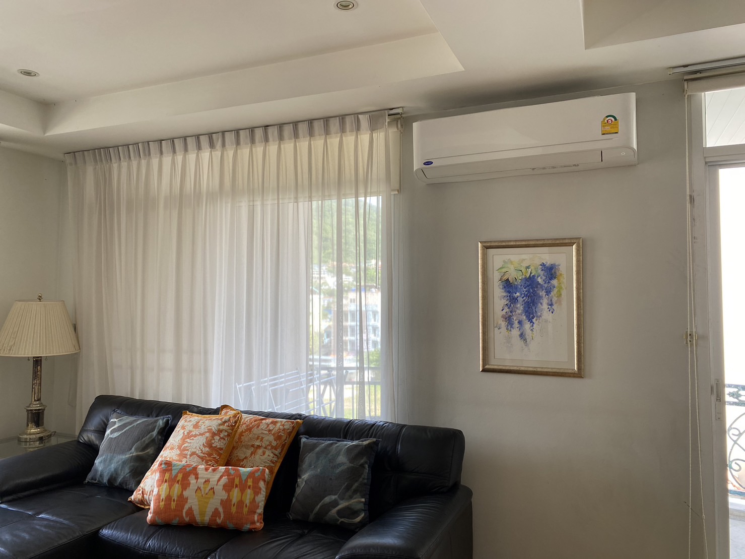 For Rent : Condo near Patong Beach, 2 Bedroom 2 Bathroom, 5th flr.