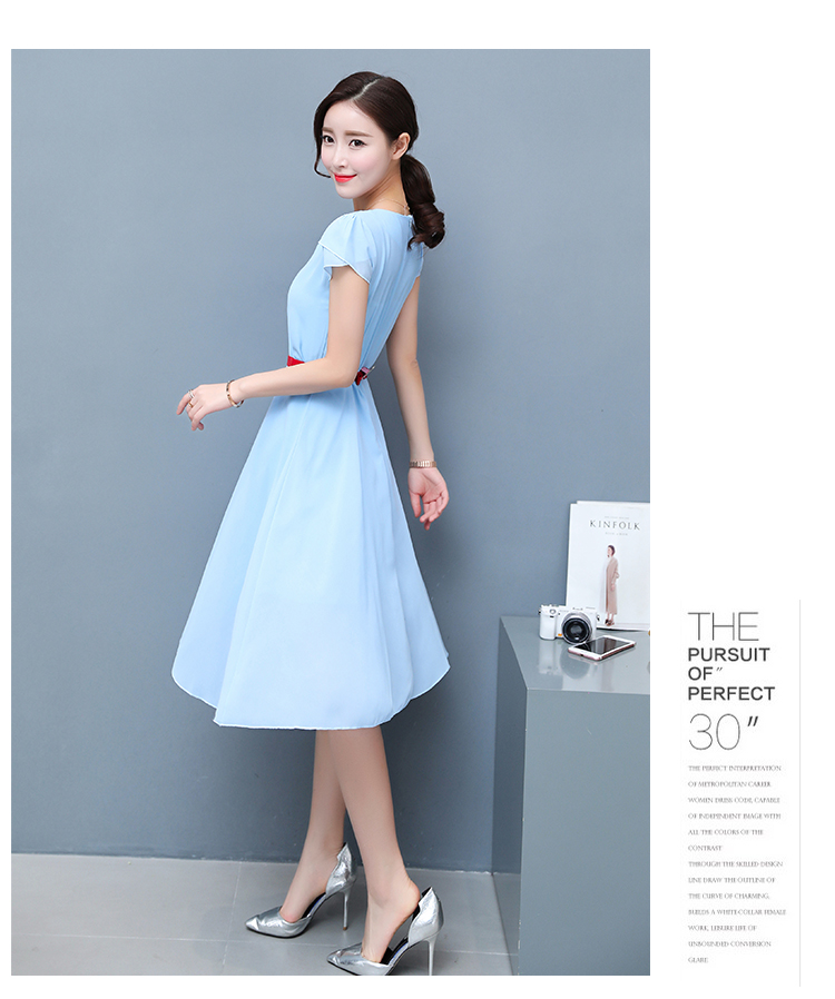 ชุดเดรสสั้นผ้าชีฟองสีฟ้าแขนสั้นกลีบบัว