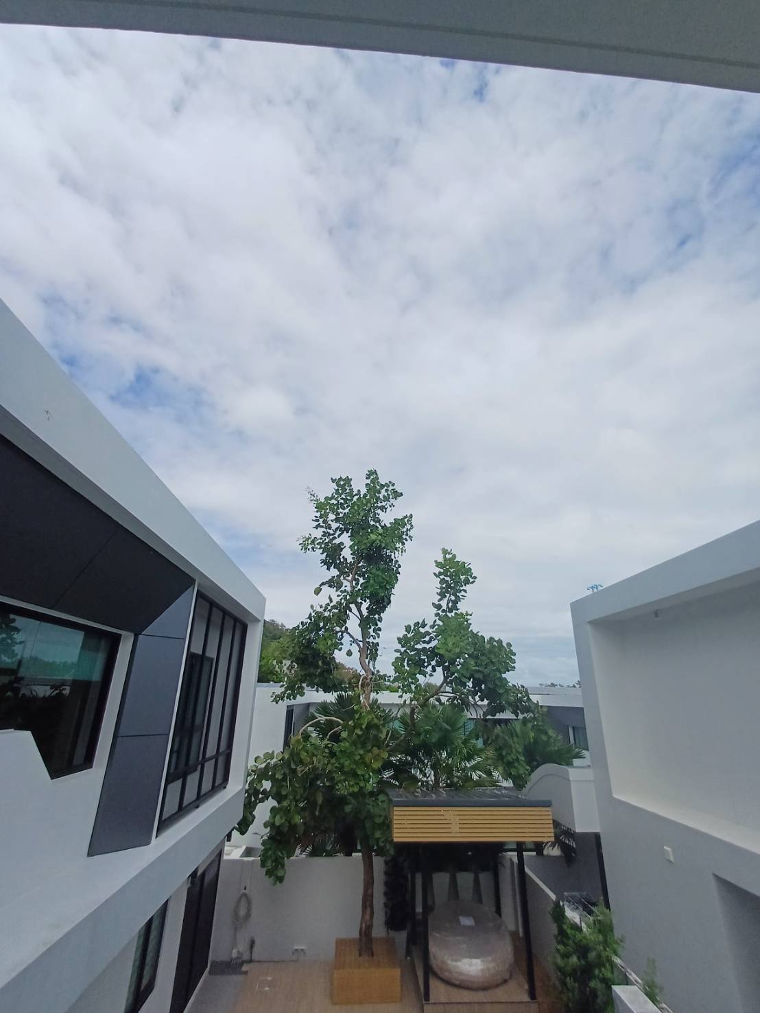 For Rent : Kohkaew, Modern style private pool villa, 4 Bedrooms 4 Bathrooms