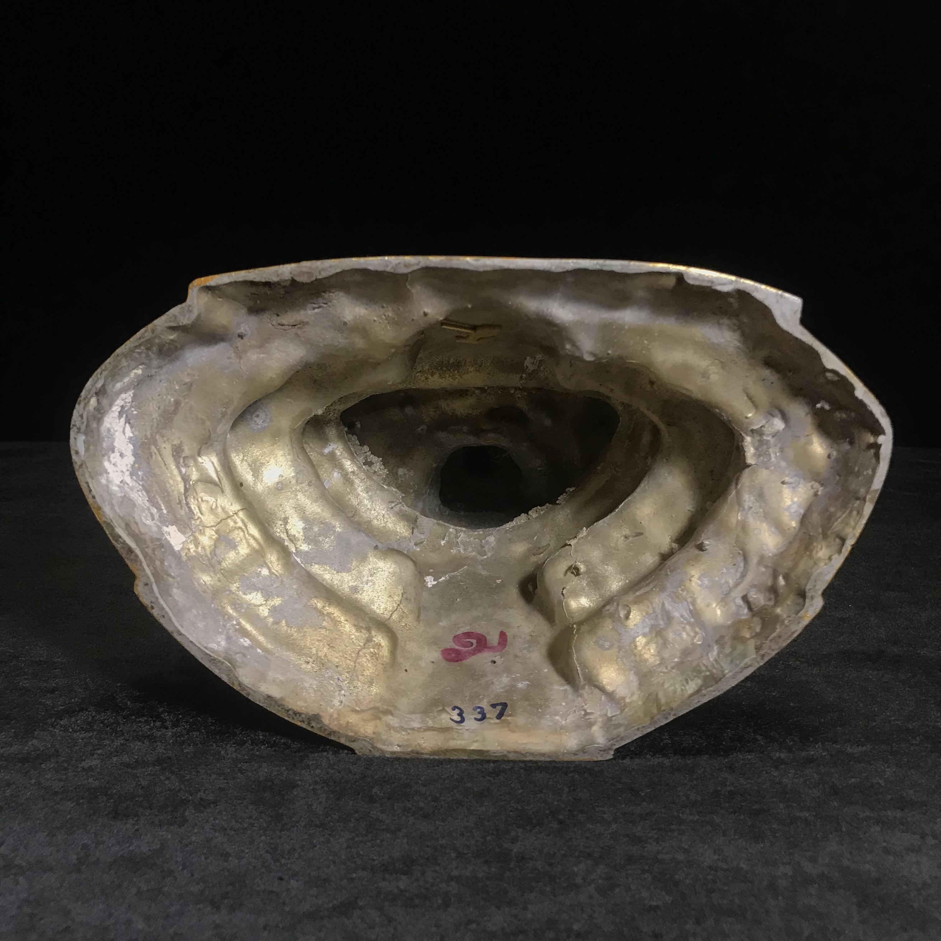 พระพุทธมหามณีรัตนปฏิมากร (จำลอง)พระแก้วมรกต วัดพุทธไทยถาวรวนาราม นครนิวยอร์ก ตรา ภปร. 6รอบ 72พรรษา ในหลวงรัชกาลที่9 ปี2542 ขนาดบูชาหน้าตัก 5นิ้ว หล่อเนื้อโลหะ(ในหลวงรัชกาลที่9 เสด็จเจิมพระสุหร่าย)(1ใน999องค์)