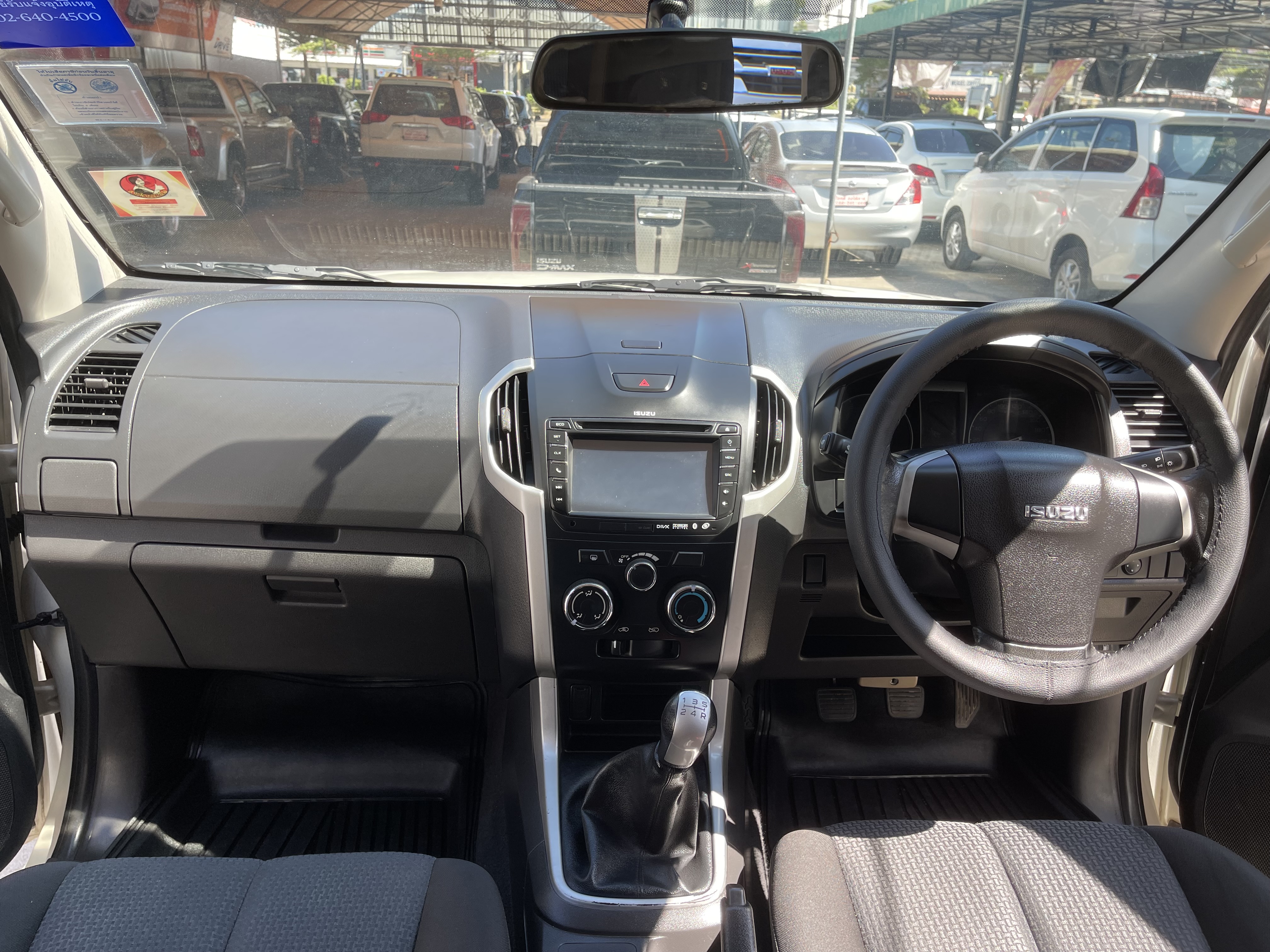 Isuzu Dmax All New 4ประตู Hilander 2.5 Vgs Z Dvd 2014 เงิน