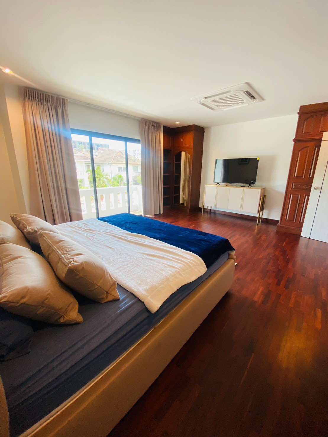 For Rent : Kohkaew, 2-Story detached house, 4 Bedrooms 3 Bathrooms