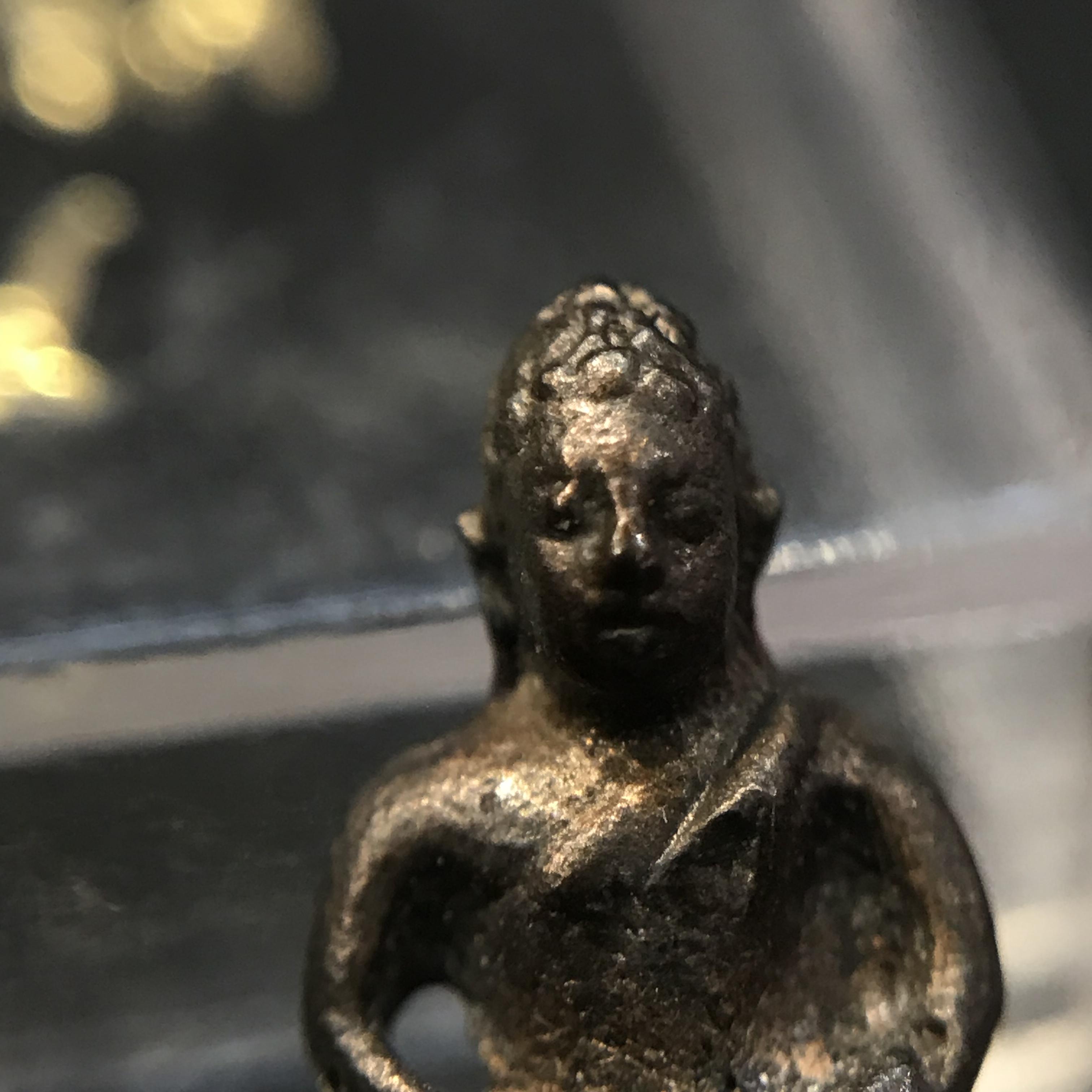 พระชัยวัฒน์อมรโมลี สมเด็จพระวันรัต (จุนท์ พรหมคตโต) วัดบวรนิเวศฯ เนื้อนวโลหะ ปี๒๕๓๔ สภาพสวยหายาก!!!(ตอกโค๊ด)