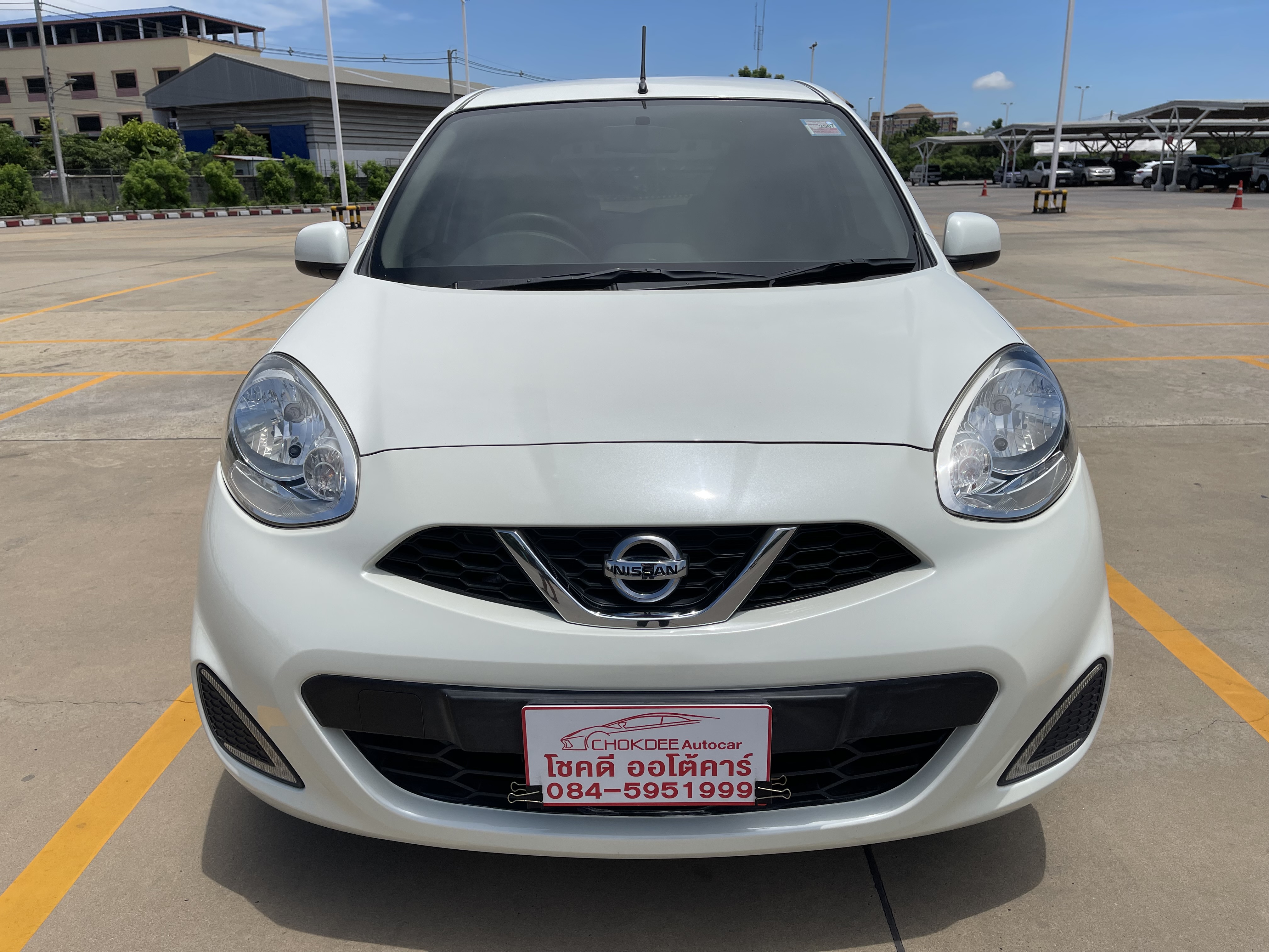 Nissan March 1.2 EL At 2016 ขาวมุก
