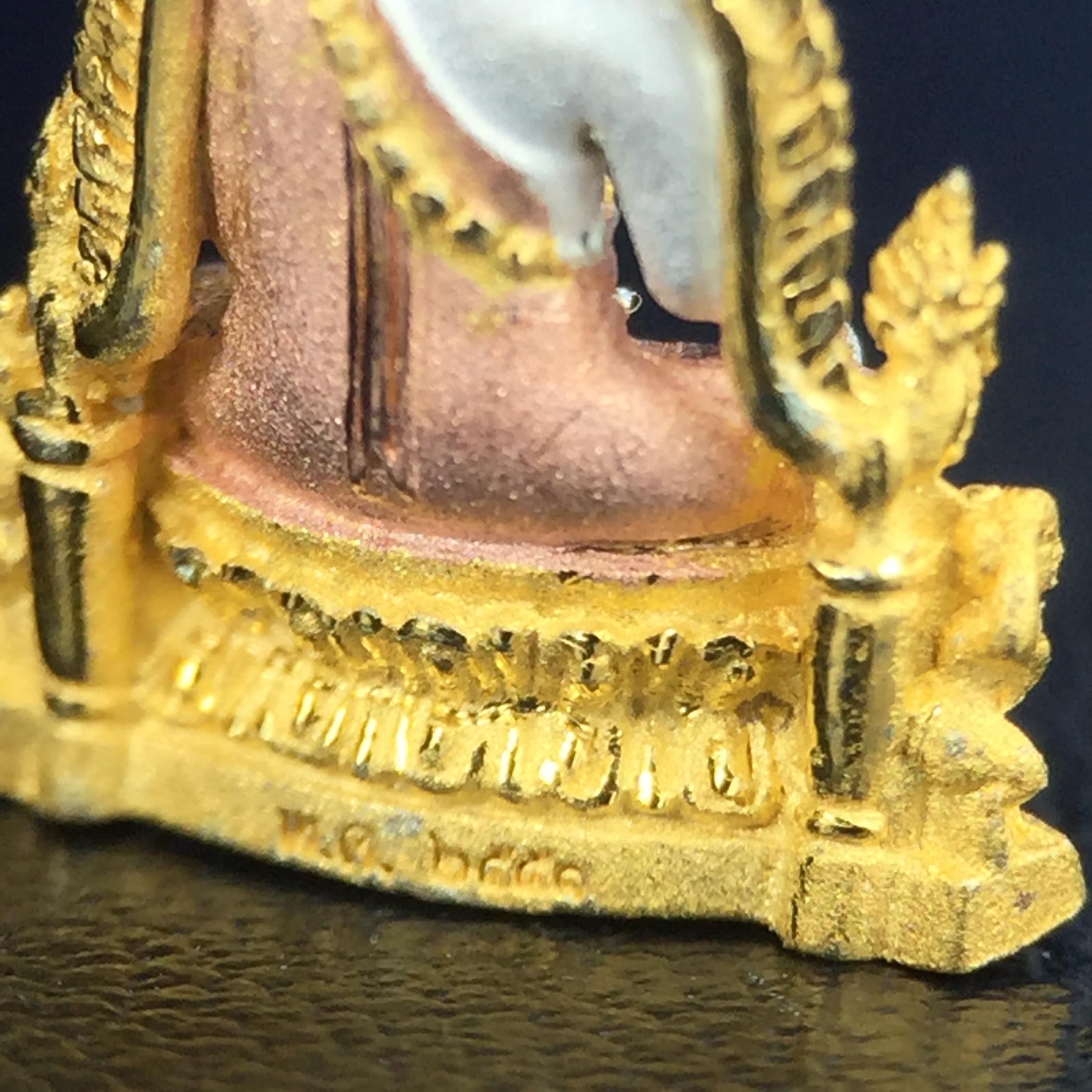 พระพุทธชินราช ภปร. โครงการ เพราะแผ่นดินนี้คือแผ่นดินเกิด เนื้อเงินชุบสามกษัตริย์ ปี2551 ขนาดหน้าตัก1/4นิ้ว (สวยงามหายาก)