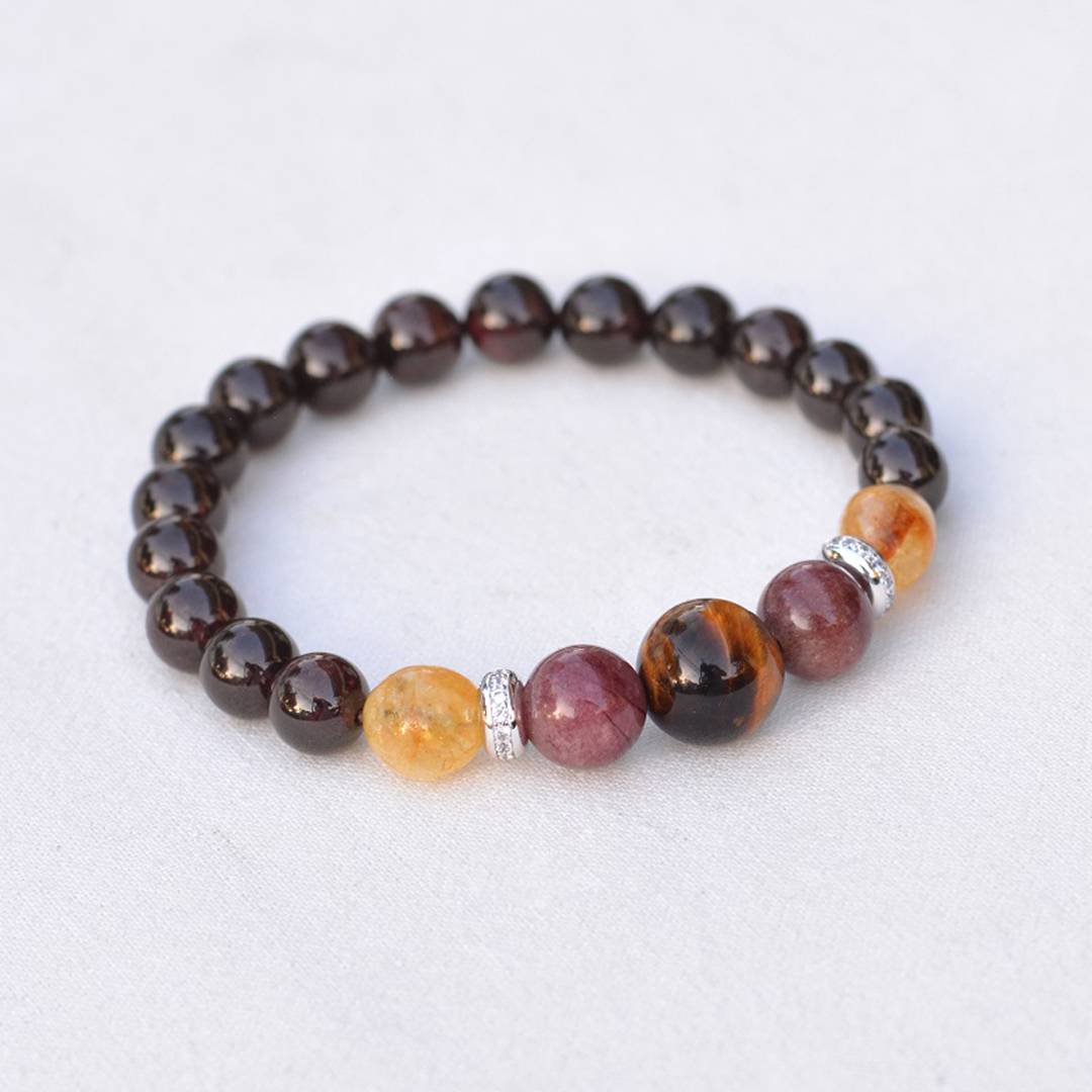 สร้อยข้อมือหินสำหรับเจ้าของกิจการ เสริมโชคลาภ ความสำเร็จ และสุขภาพ