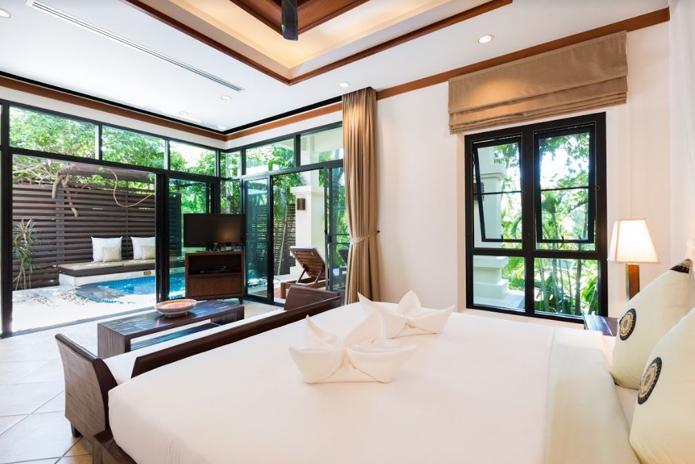 For Sale : Nai Harn, Luxury New Pool Villa, 1 Bedroom 1 Bathroom, Garden view.