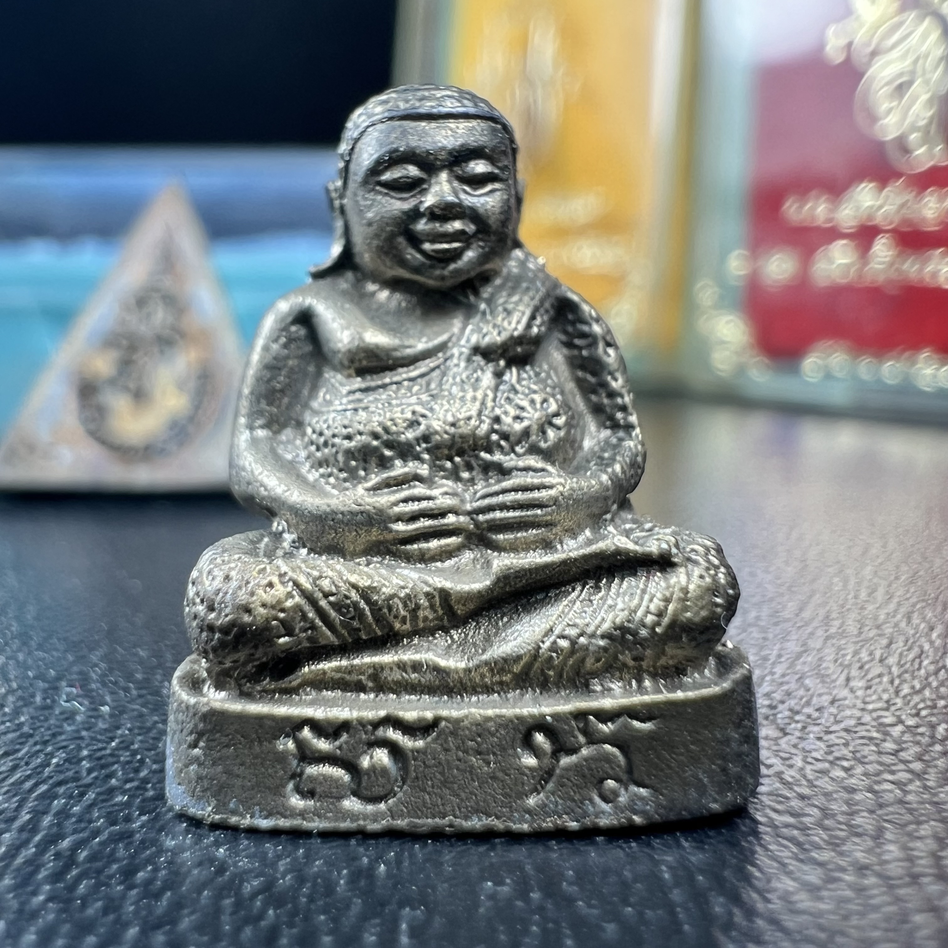 สมเด็จนางพญาจิตรลดา สก. พิมพ์ใหญ่และพิมพ์เล็ก + สมเด็จพระสังกัจจายน์ สก. ครบชุดเนื้อนวโลหะ(รวม 3 องค์) เฉลิมพระชนมพรรษา 5 รอบ สมเด็จพระบรมราชินีนาถ ปี 2535 จัดสร้างโดย สำนักนายกรัฐมนตรี (พิธีปลุกเสกใหญ่ 3 วาระ)(ในหลวง ร.๙ และพระราชินี เสด็จในพิธี)