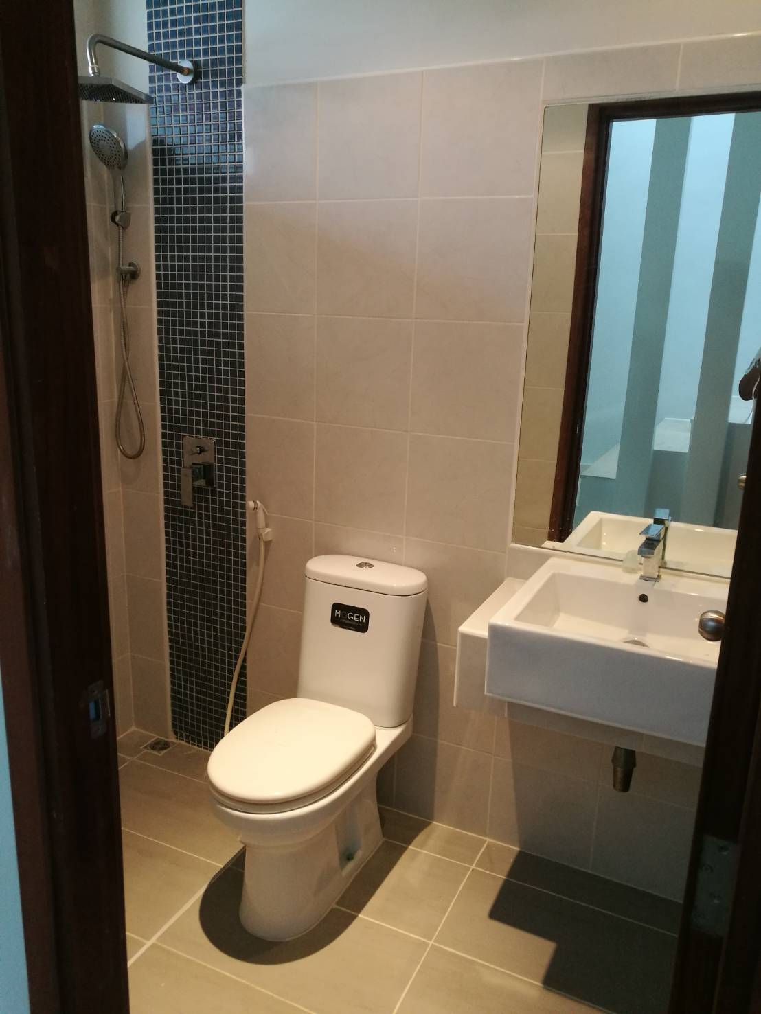 For Rent : Phuket Town 3 bedrooms, 3 bathrooms 132 Sq.m