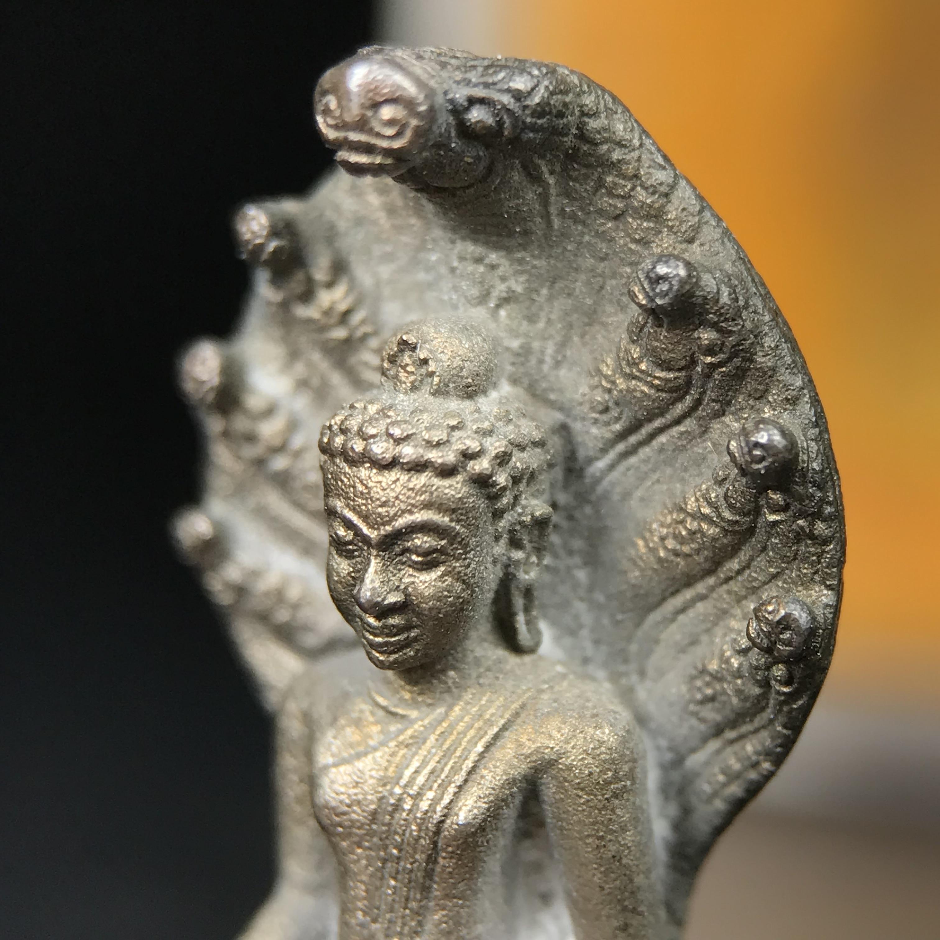 พระพุทธรูปนาคปรกปางมารวิชัย สธ. เนื่องวโรกาสสมเด็จพระเทพรัตนราชสุดาฯทรงเจริญพระชนมายุครบ 3รอบ ปี2534 พระกริ่งนวโลหะ พิธีพุทธาภิเษก ณ วัดบวรนิเวศวิหาร โดยมีสมเด็จพระญาณสังวรสมเด็จพระสังฆราชเป็นองค์ประธาน(พิธีใหญ่ มวลสารดี พุทธศิลป์งดงาม)อุดมวลสารผงจิตรลดา