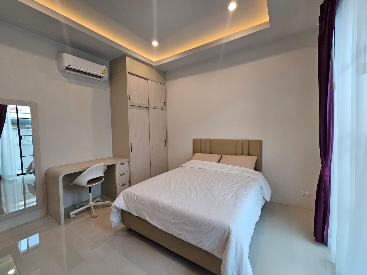 For Rent : Thalang, Private pool villa modern luxury style, 2 Bedrooms 3 Bathrooms