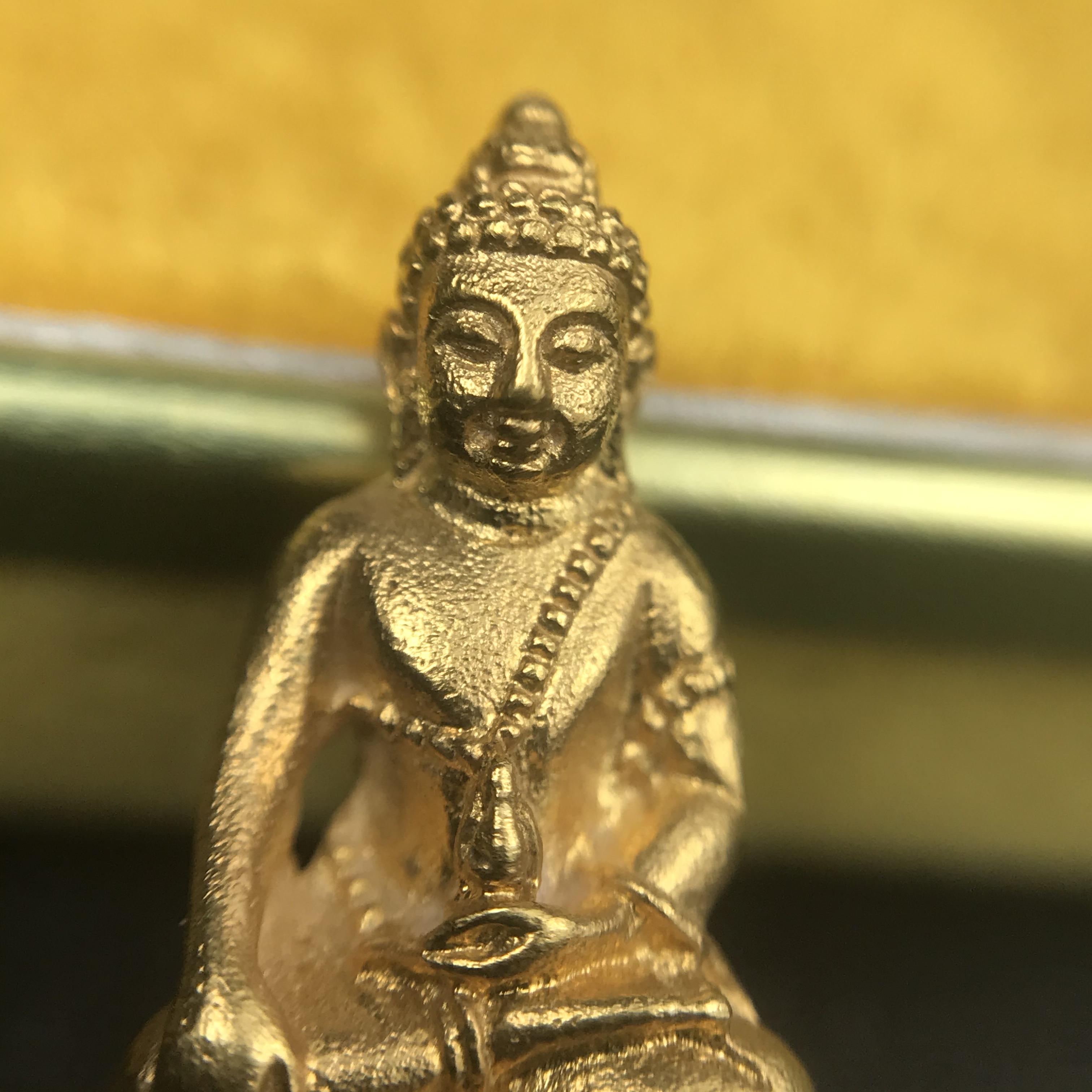 พระชัยวัฒน์นวปทุม ภปร. วัดปทุมวนาราม ปี2535 เนื้อทองคำ(ในหลวงรัชกาลที่9เสด็จเททอง)(สภาพสวยเดิมครบสมบูรณ์หายาก)