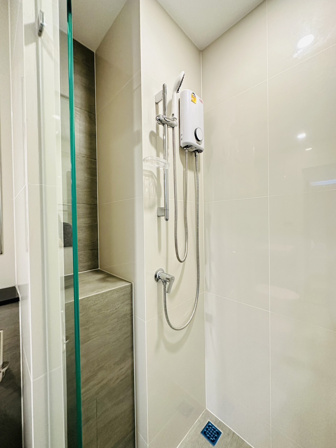 For Rent : Wichit, Condominium near Central Phuket, 1 bedroom 1 bathroom, 4th flr.