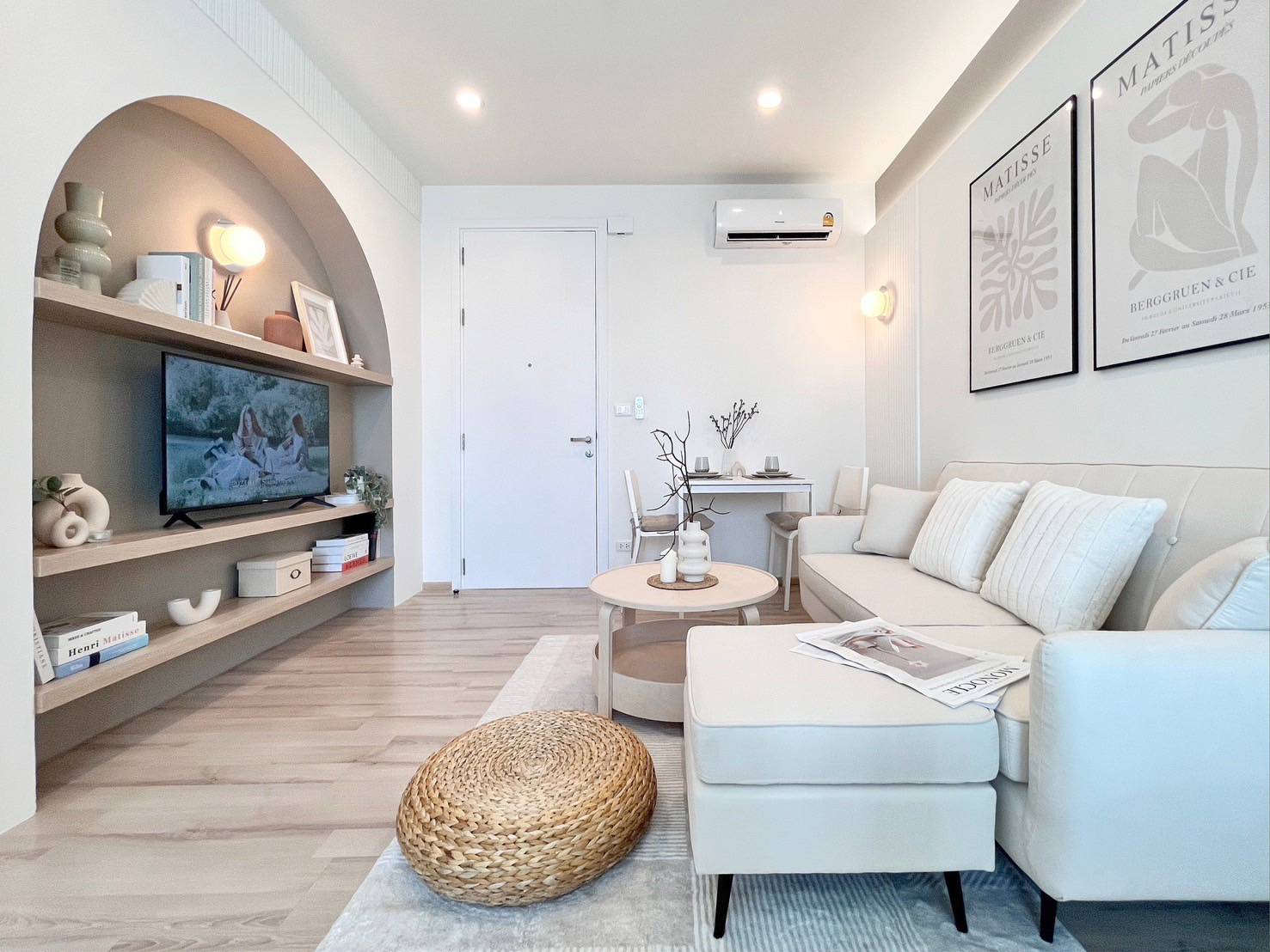 For Sales : Bypass road, The Base Uptown, 1 Bedroom 1 Bathroom, 6th flr.