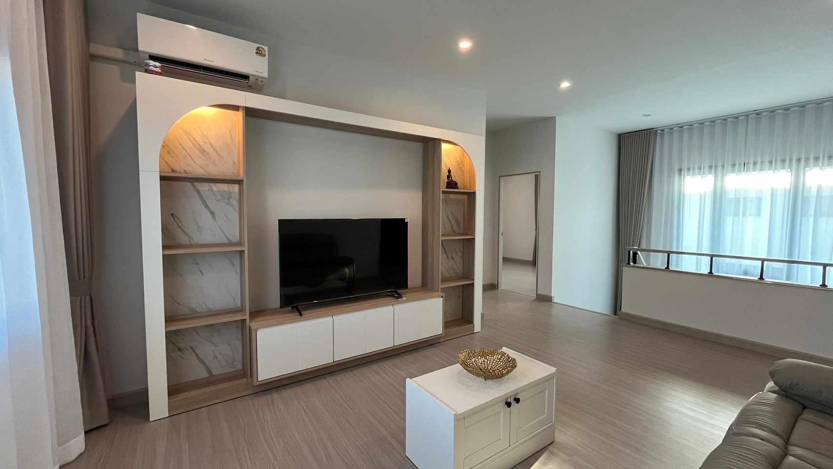 For Rent : Kohkaew, Supalai Lake Ville, 4 Bedrooms 3 Bathrooms