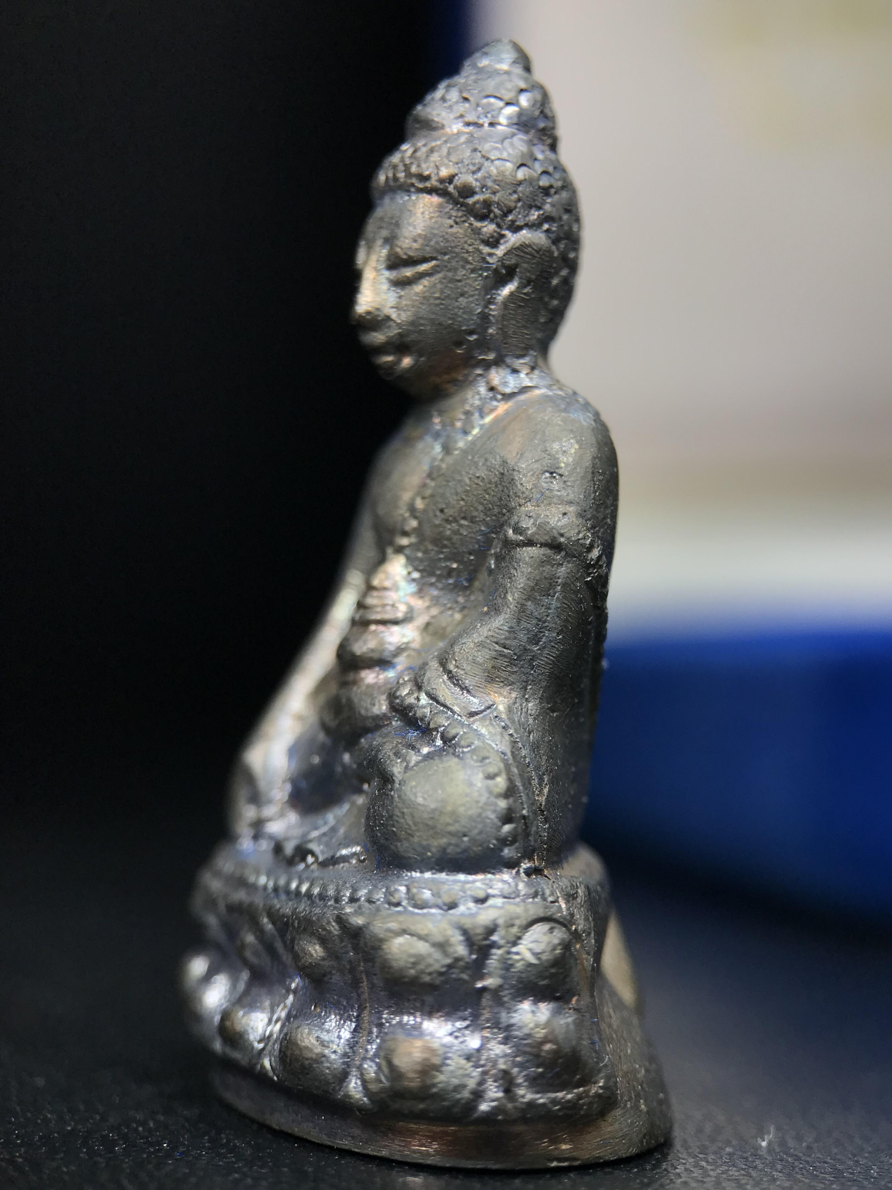 พระกริ่ง-พระชัยวัฒน์ สว. 90 พรรษาสมเด็จย่า ปี2533 เนื้อนวโลหะ(แก่ทองคำผสมทองคำเยอะมากรุ่นนี้)(ในหลวงรัชกาลที่9เสด็จในพิธี)(หล่อแบบโบราณอุดมวลสาร 108 แบบฉบับพระกริ่งใหญ่สายวัดสุทัศน์ พระสังฆราช(แพ))(1 ใน 3000 ชุด) หายาก