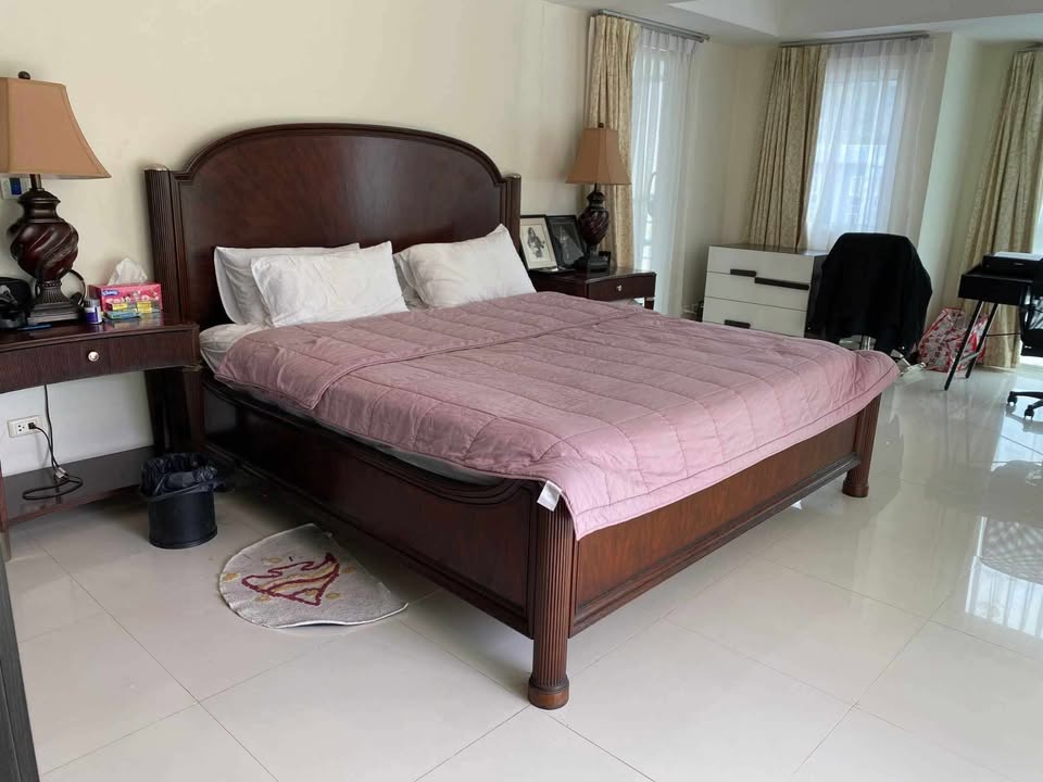 For Sale : Patong Harbor View Condo, 3 Bedrooms 2 Bedrooms, 5th flr.