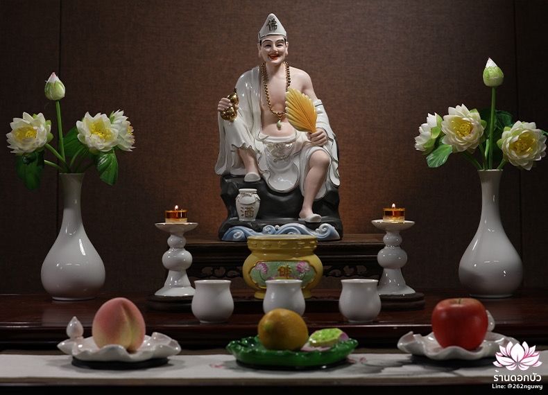 พระอรหันต์จี้กง เต้าจี้ฉานซือ งานกระเบื้องฮกเกี้ยน สีขาวขลิบทอง ขนาด 16 นิ้ว