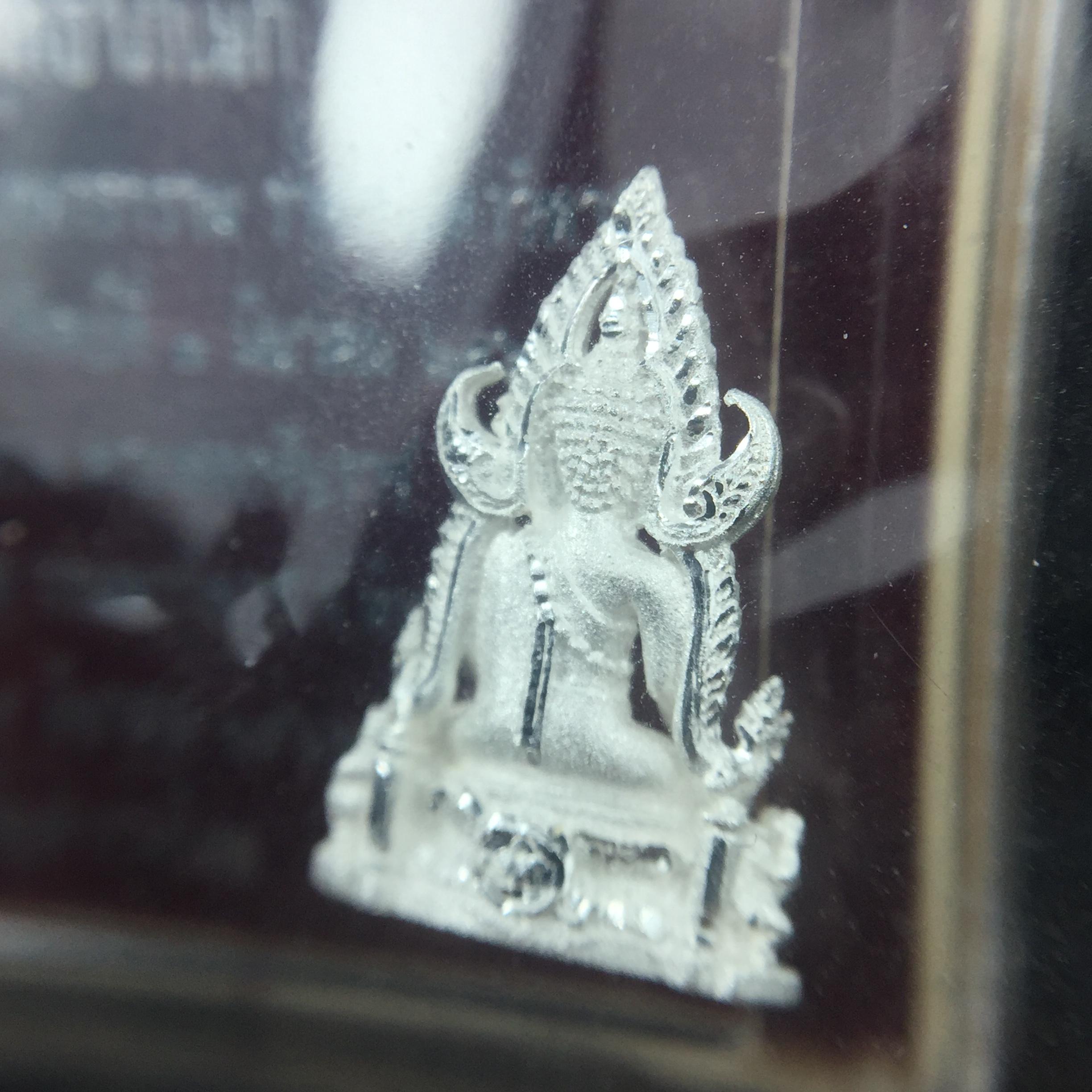 พระพุทธชินราช รุ่น ประวัติศาสตร์ มูลนิธิเพื่อตำรวจไทยจัดสร้าง ปี 2562 เนื้อเงินขัดเงา พิมพ์ลอยองค์จิ๋ว