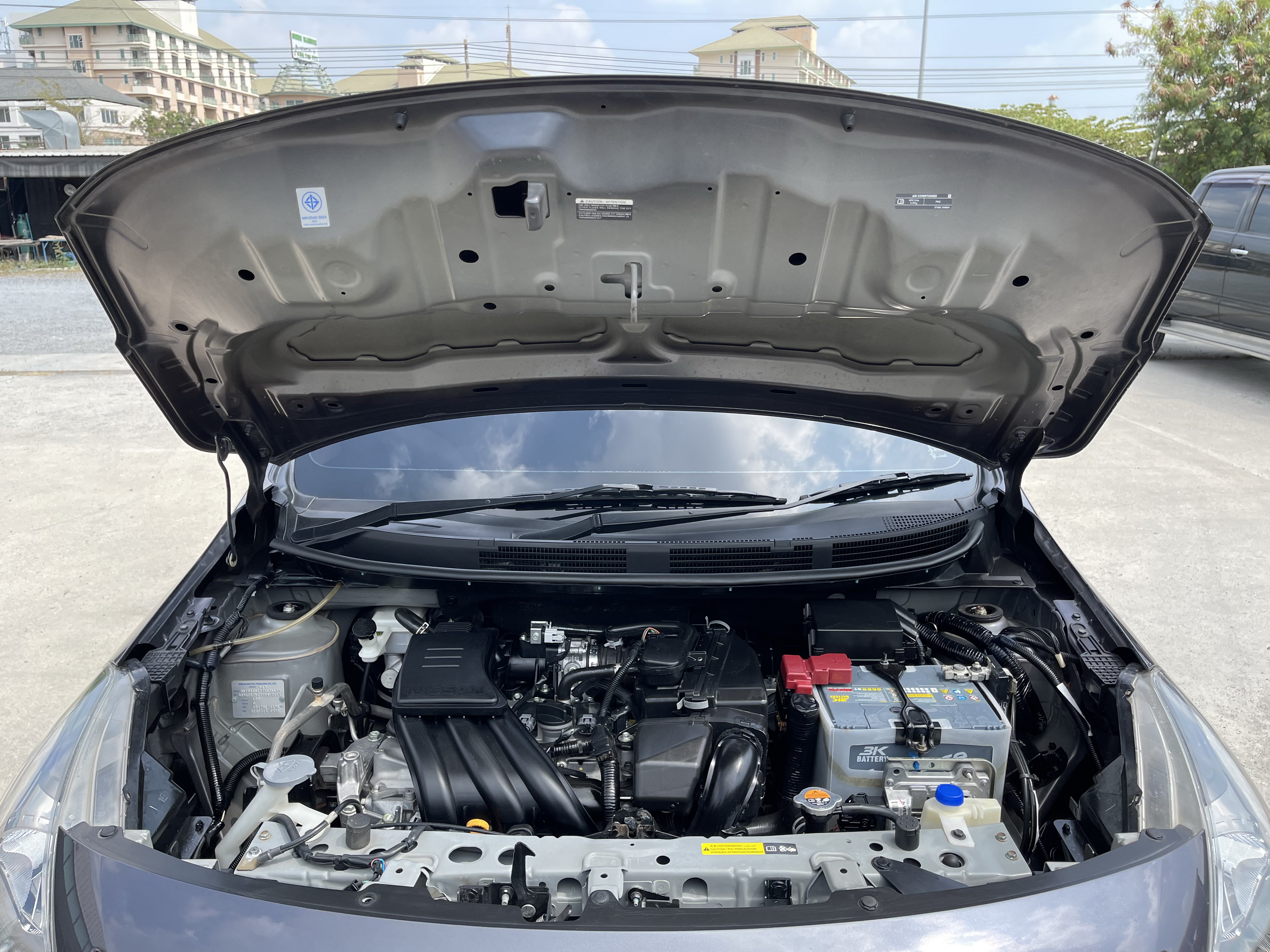 Nissan Almera 1.2 E Sportech At 2018 เทา