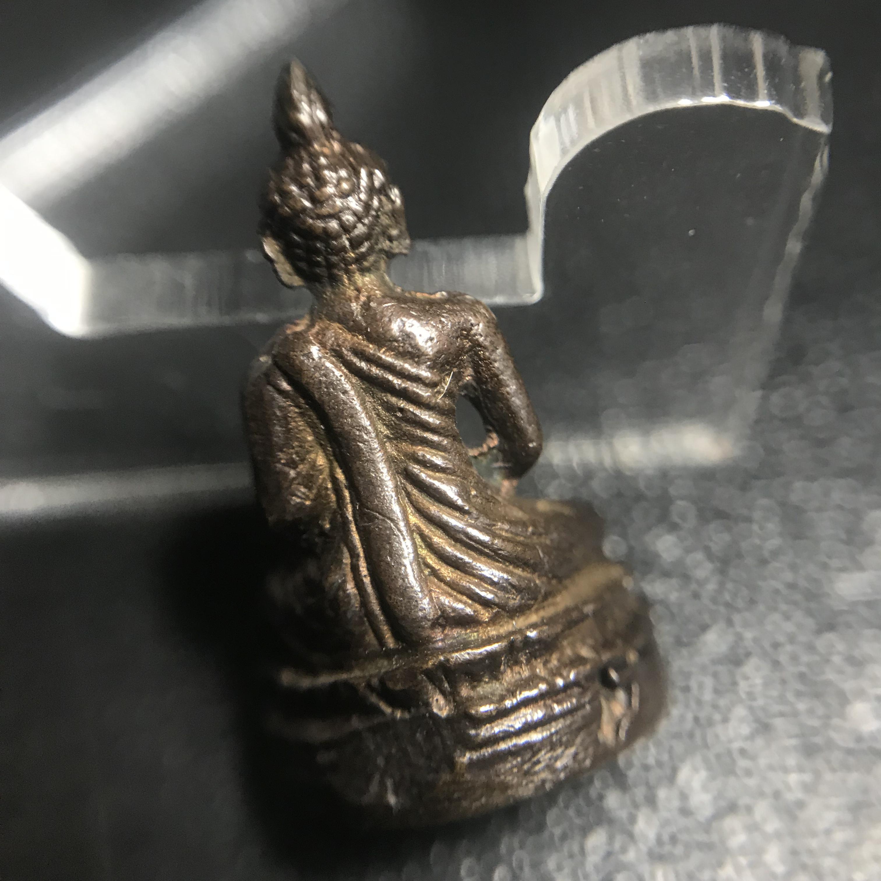 พระกริ่ง-พระชัยวัฒน์นิรันตราย สมโภชครบ108ปี วัดราชประดิษฐ์ ปี2515(ในหลวง ร.9 เสด็จเททอง)(1ใน999 องค์)