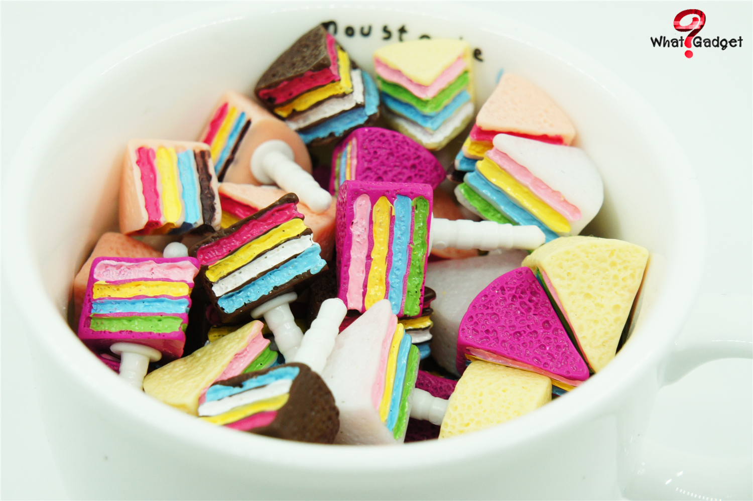 จุกกันฝุ่น เค้กสายรุ้ง