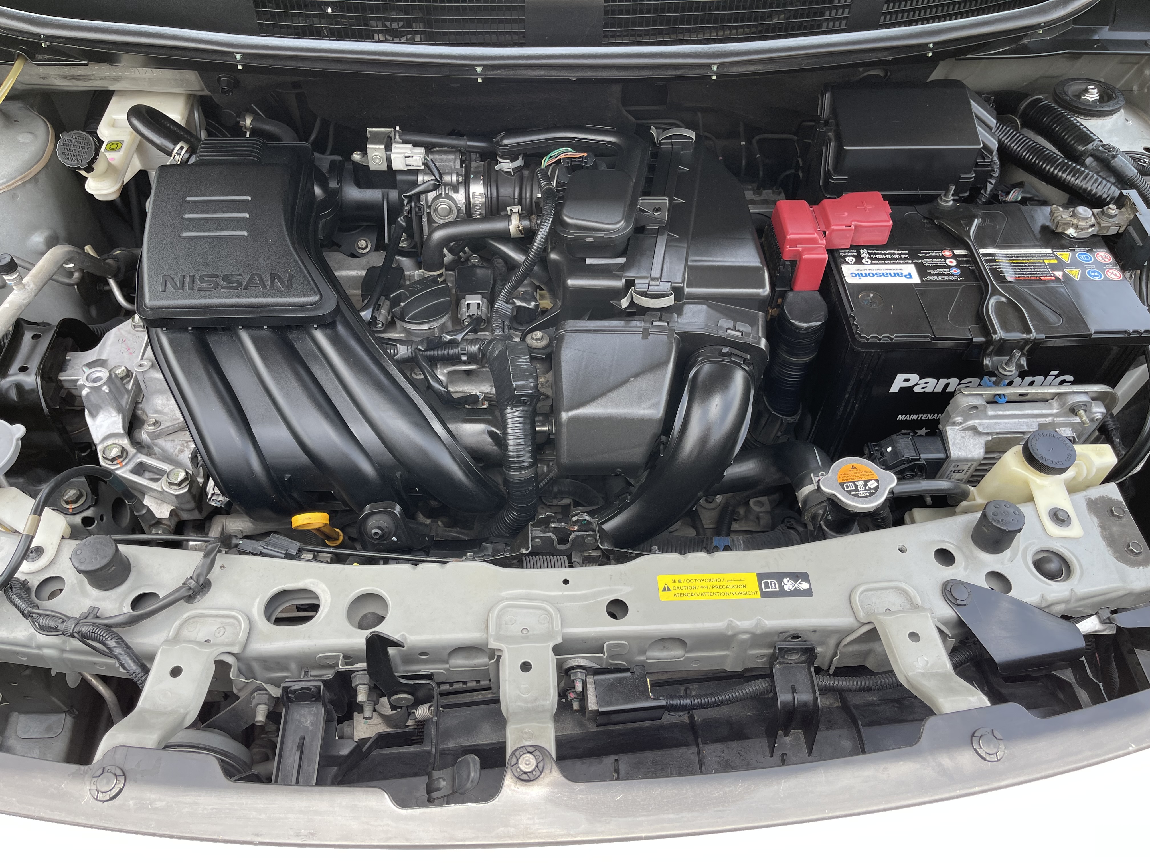 Nissan Almera 1.2 ES At 2013 ขาว
