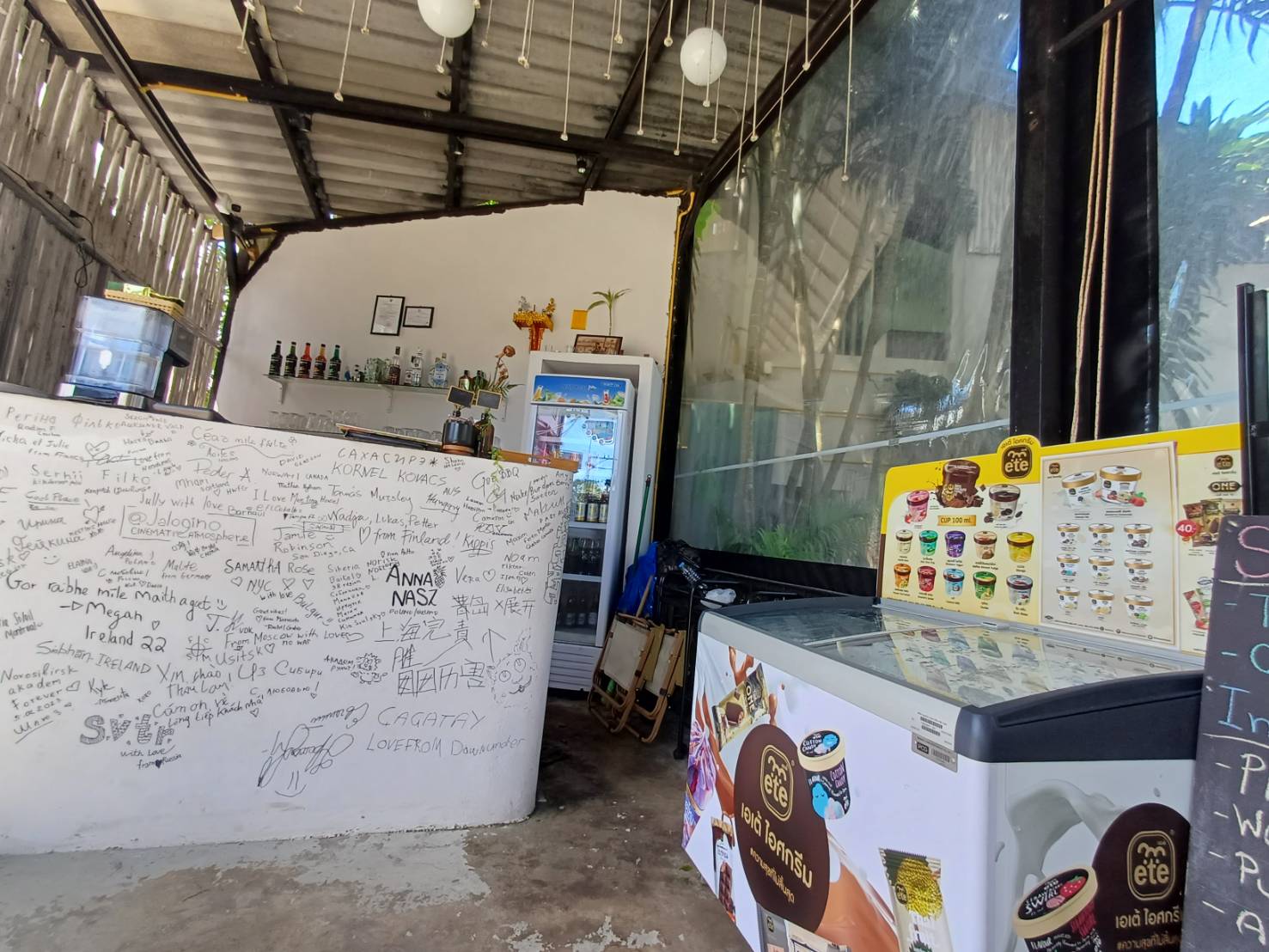 For Rent : Talat Yai, Bar&Restaurant, 2 Rooms 3 Batrooms