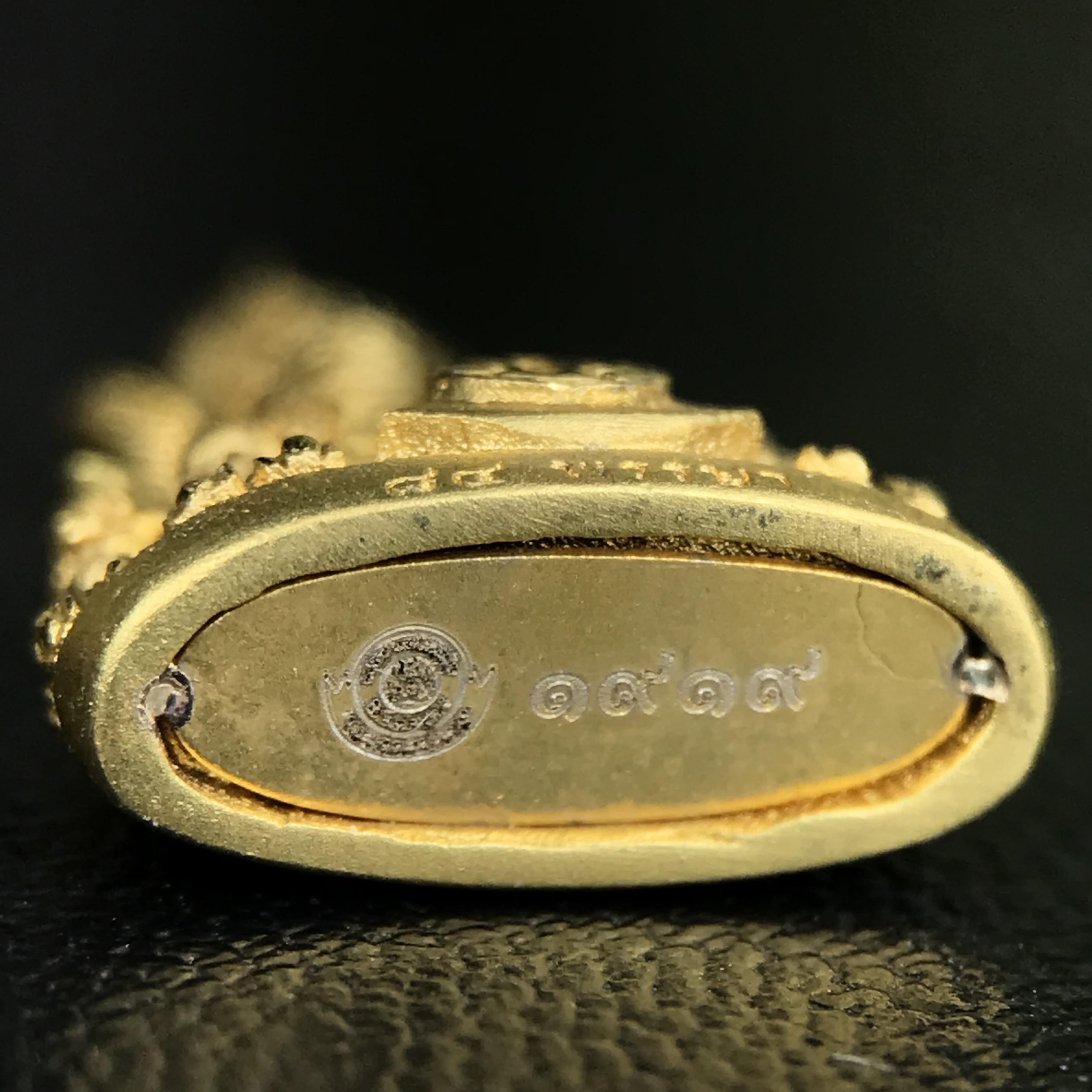 พระพุทธชินราช ภปร. 84 พรรษา เนื้อทองคำ พิมพ์เล็กขนาดหน้าตัก 1/4 นิ้ว(สูง 2.0 ซม.)(พระราชทานมวลสาร จิตรลดาและเส้นพระเจ้า(เส้นผม)รัชกาลที่9)พุทธศิลป์ทรงคุณค่าอีกหนึ่งรุ่นยอดนิยม(หมายเลขสวย ๑๙๑๙)(1ใน1000องค์)หายาก