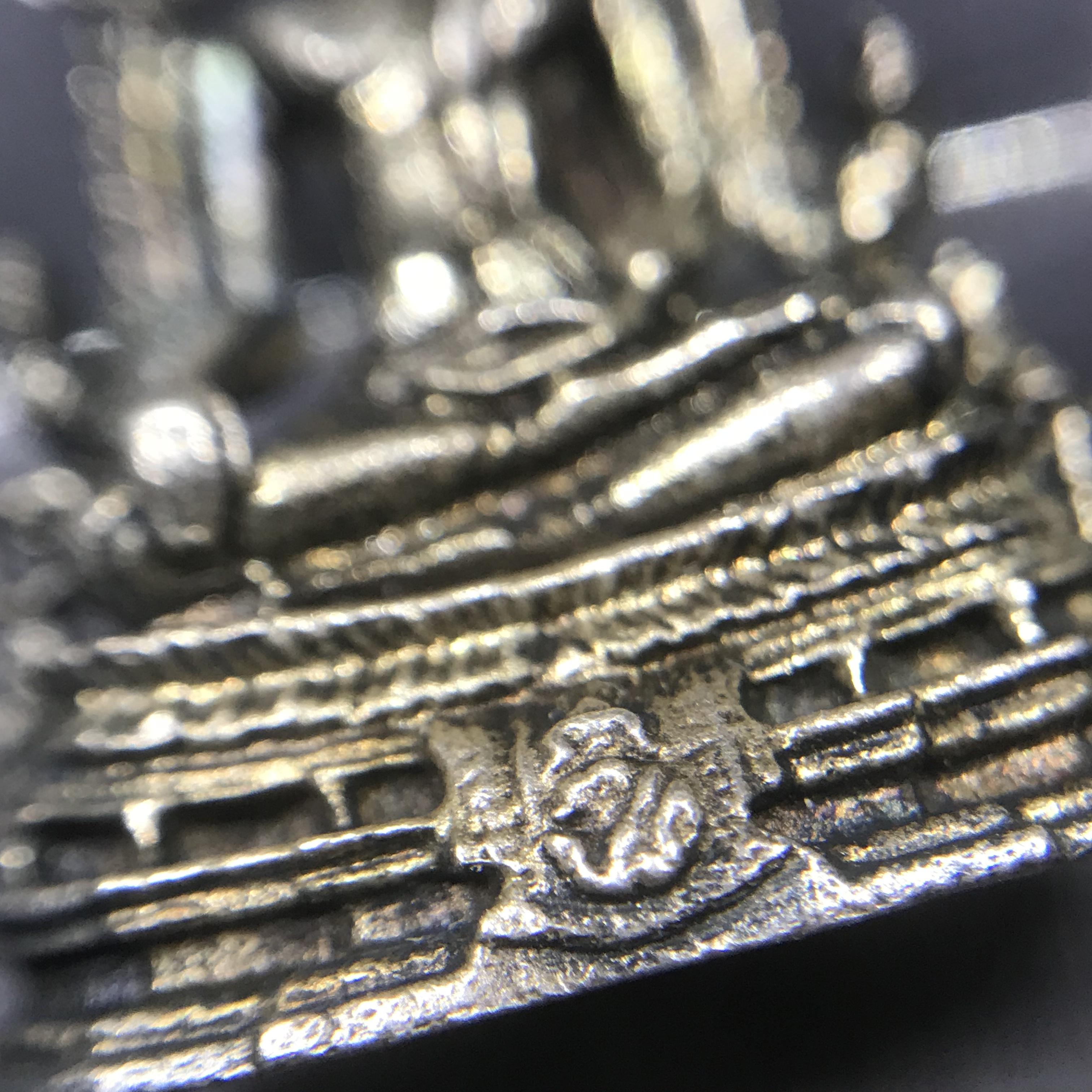 พระกริ่งพระพุทธชินราช ภปร. กองทัพภาคที่3 ปี2517 เนื้อเงินหายาก(ในหลวง ร.9 เสด็จเททอง)