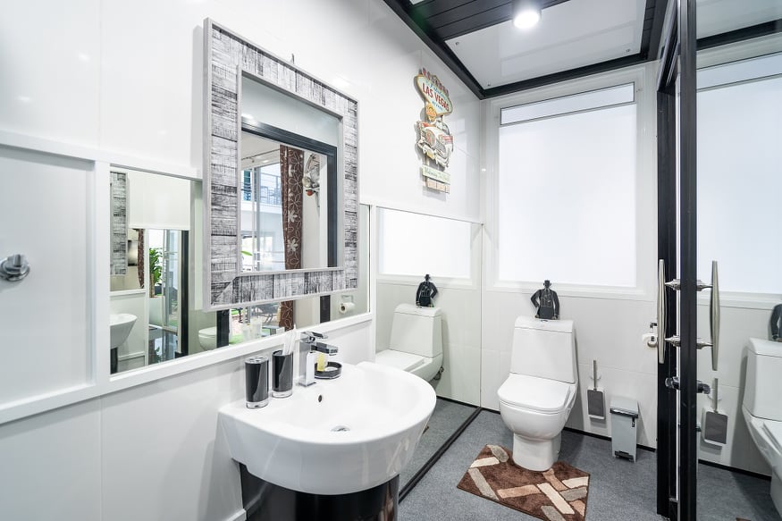 For Sales : Rawai, Luxury Private Pool Villa, 7 bedrooms 7.5 bathrooms, 450 sqm.