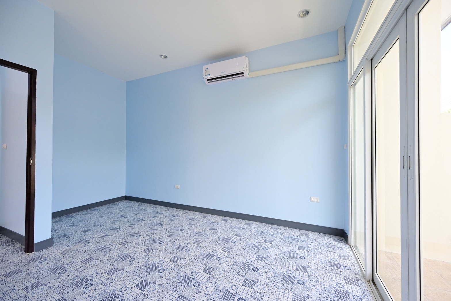 For Sales : One-story semi-detached house near Phuket International Airport, 2 bedrooms 2 bathrooms