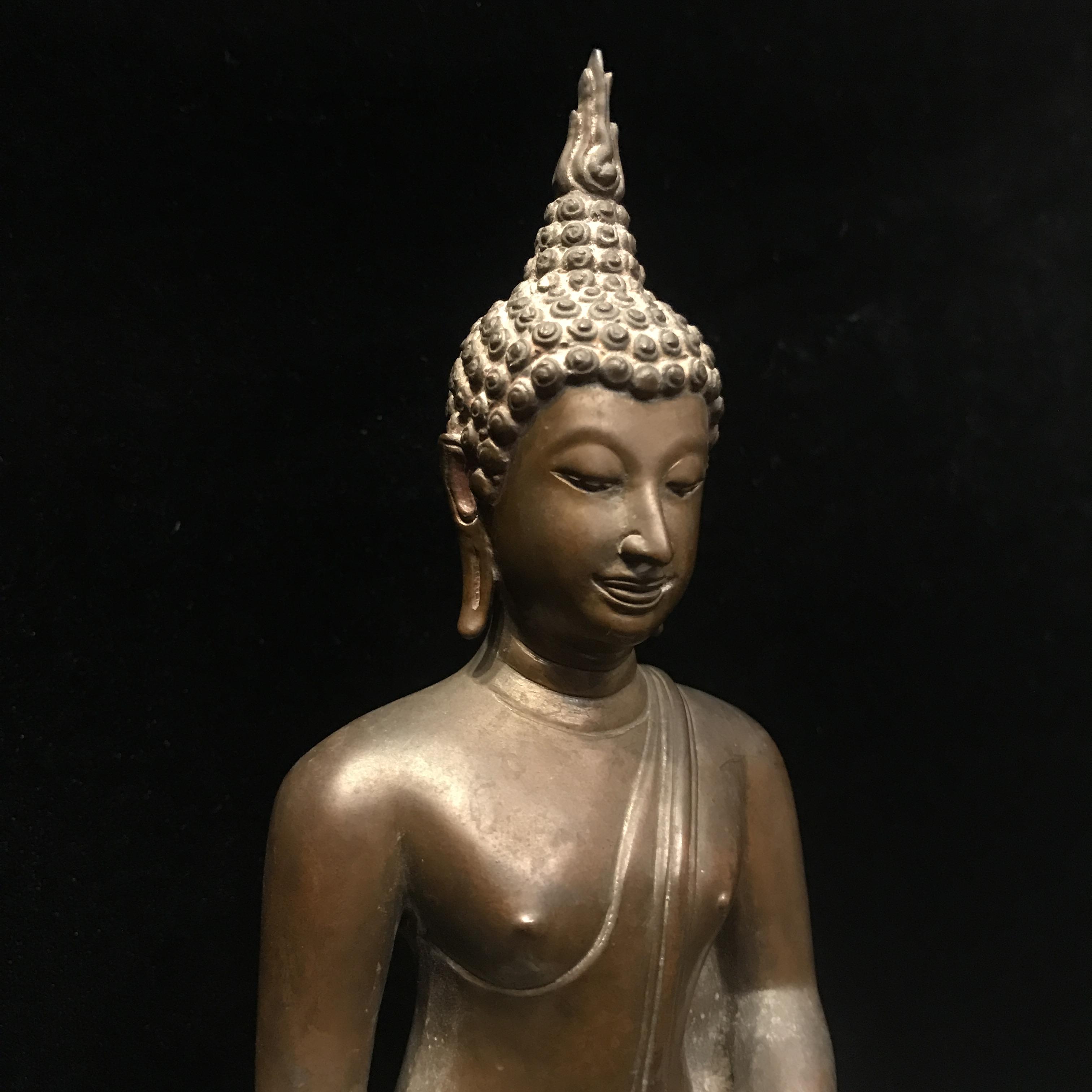 พระพุทธรูปบูชาวชิรมงกุฏ(อักษรย่อ จอุ)วัดมกุฏกษัตริยาราม ปี2511 หน้าตัก 5นิ้ว